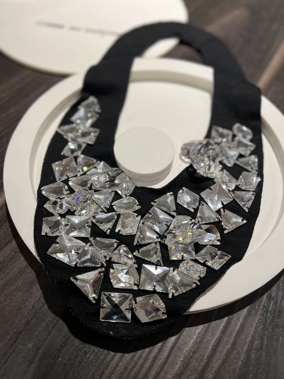 Comme des Garcons × Swarovski COMME des GARÇONS x Swarovski Crystals Bib Necklace CDG Size ONE SIZE - 2 Thumbnail