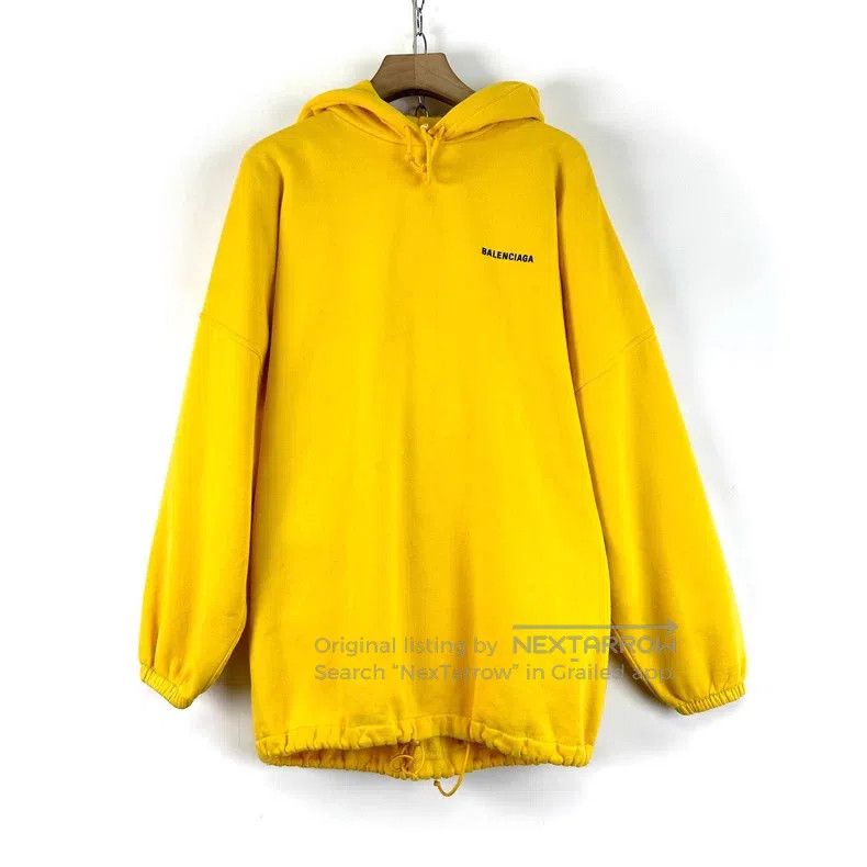 Balenciaga Balenciaga Yellow Embroidered Logo Off-Shoulder Loose Hood Size US L / EU 52-54 / 3 - 1 Thumbnail