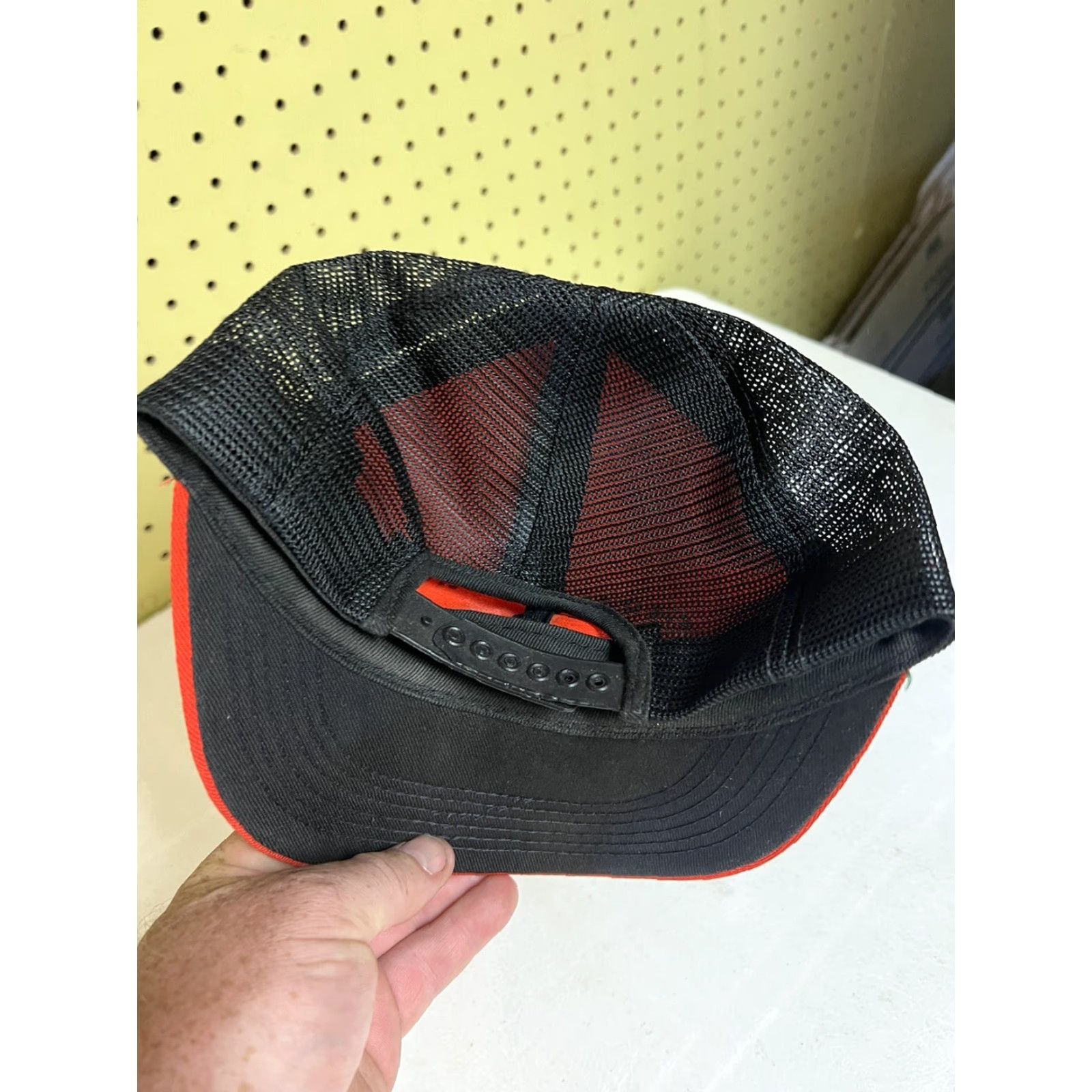 Vintage VINTAGE Gerald White Chainsaw Hardware Store Hat Danby VT SnapBack Distressed Size ONE SIZE - 2 Thumbnail