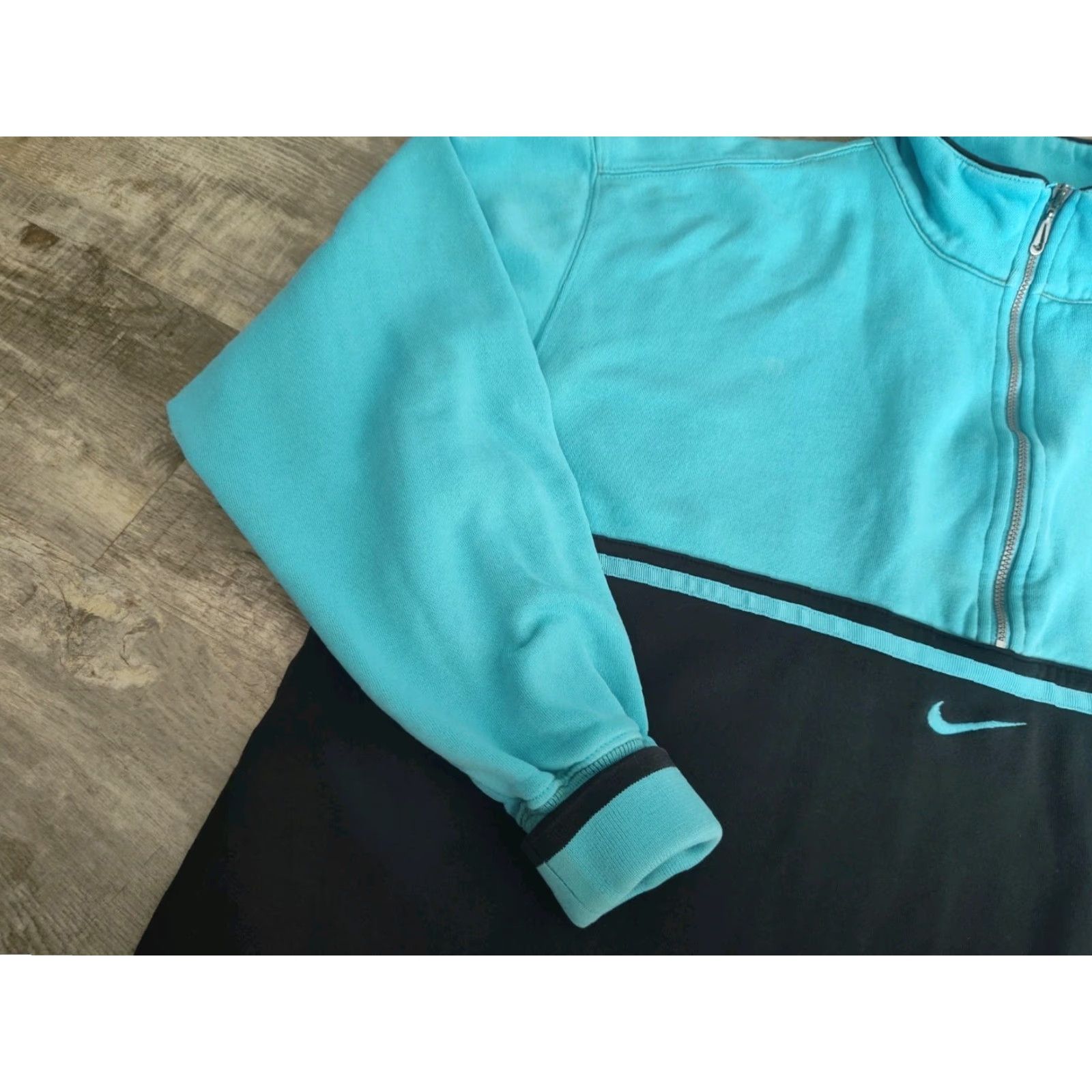 Nike Vtg Nike Women's Quarter Zip Center Swoosh Pullover Sweatshirt Size XL Blue Size XL / US 12-14 / IT 48-50 - 3 Thumbnail