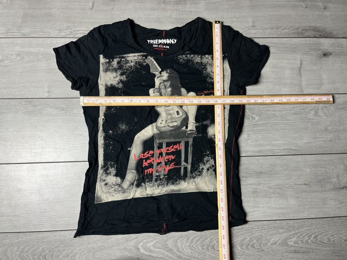Band Tees TrueProdigy Lose yourself between my legs tshirt Size US M / EU 48-50 / 2 - 5 Thumbnail