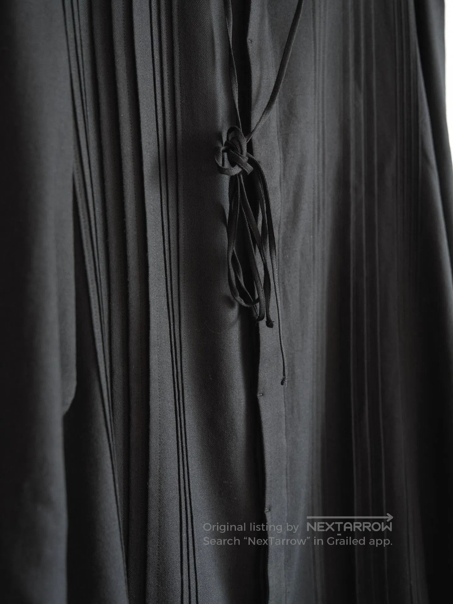 Yohji Yamamoto pleated wool long shirt by yohji yamamoto. Size M / US 6-8 / IT 42-44 - 5 Thumbnail