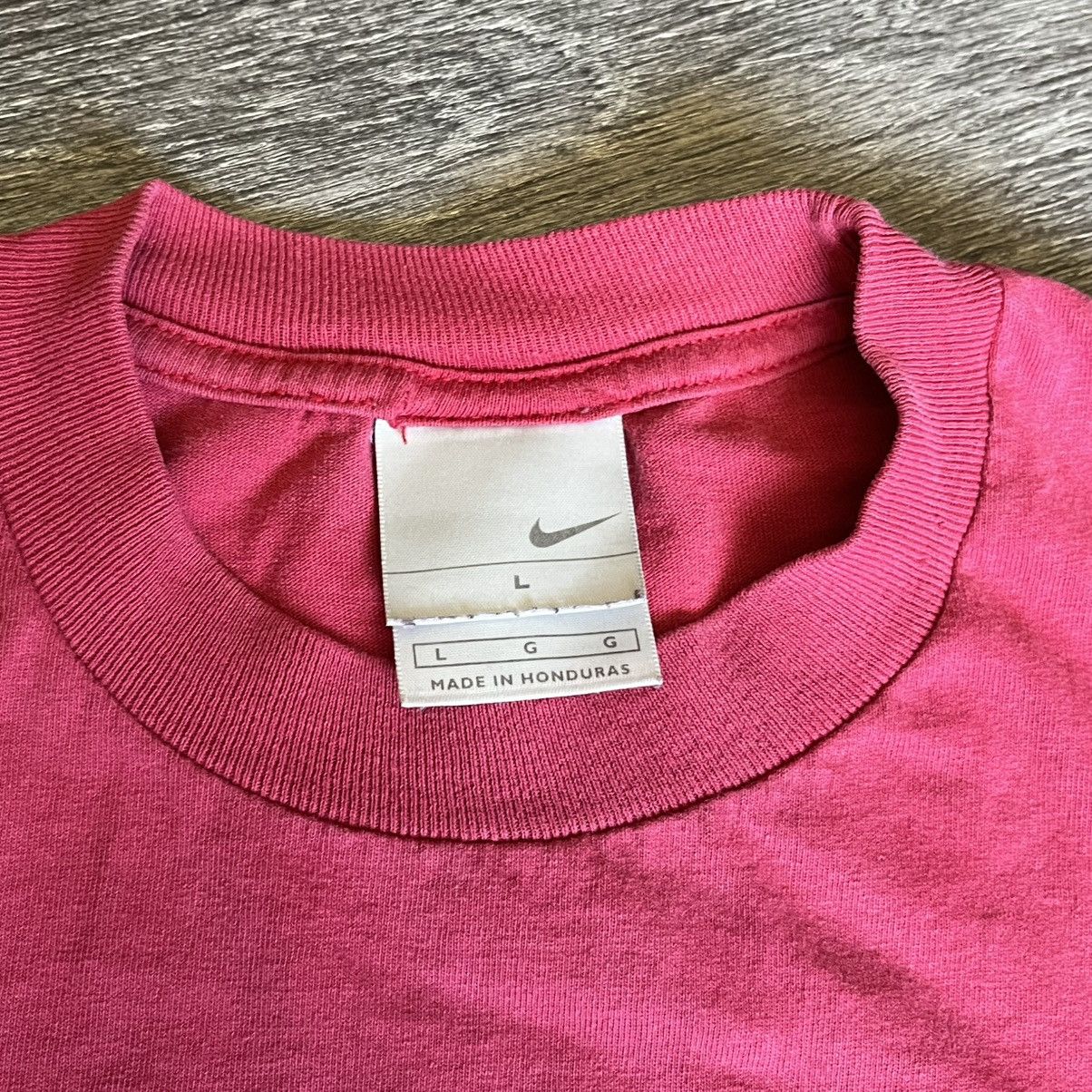 Nike Vintage 2000s Nike Air Basketball Swoosh Heather Red T Shirt Size US L / EU 52-54 / 3 - 5 Thumbnail