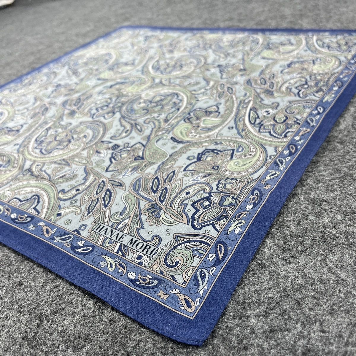 Hanae Mori × Japanese Brand Hanae Mori Paisley Handkerchief / Bandana / Neckerchief B212 Size ONE SIZE - 5 Thumbnail