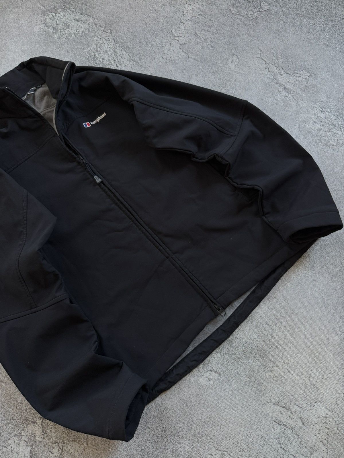 Berghaus Berghaus L Softshell black outdoor jacket gorpcore Size US L / EU 52-54 / 3 - 3 Thumbnail