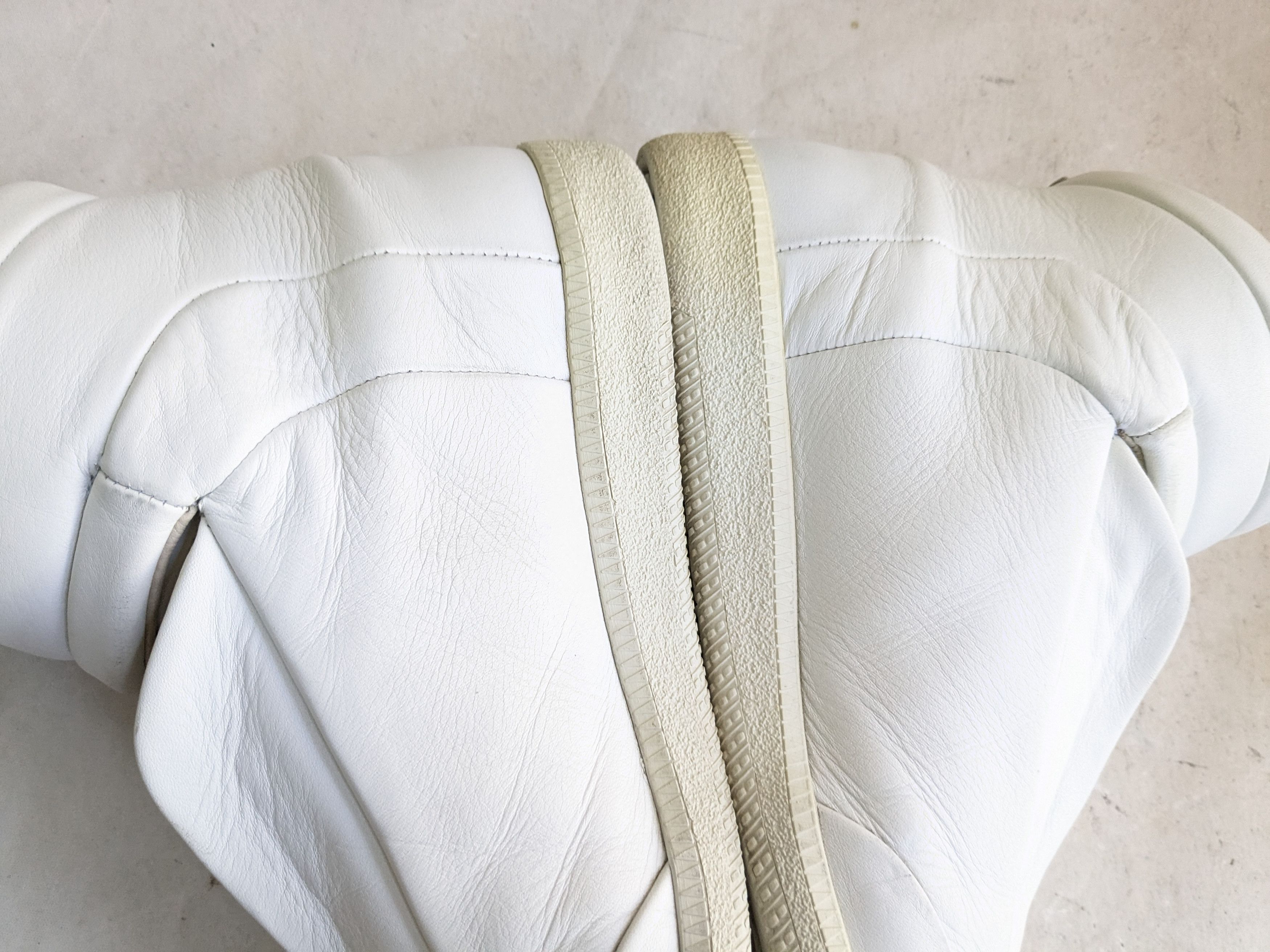 Maison Margiela Maison Margiela Future White 9 42 High Tops Size US 9 / EU 42 - 14 Thumbnail