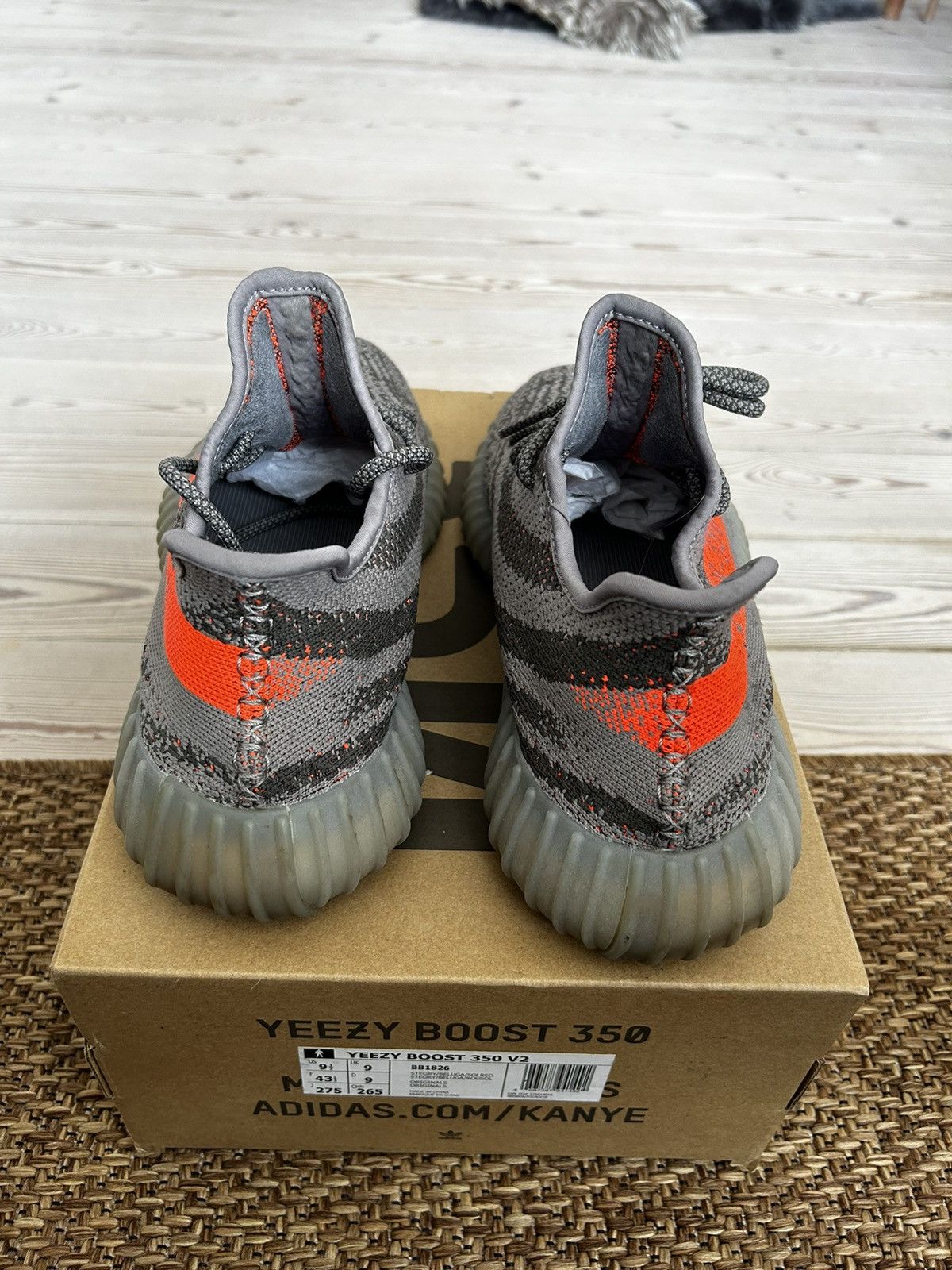 Yeezy Yeezy Boost 350 Beluga v2 Size US 9.5 / EU 42-43 - 4 Thumbnail