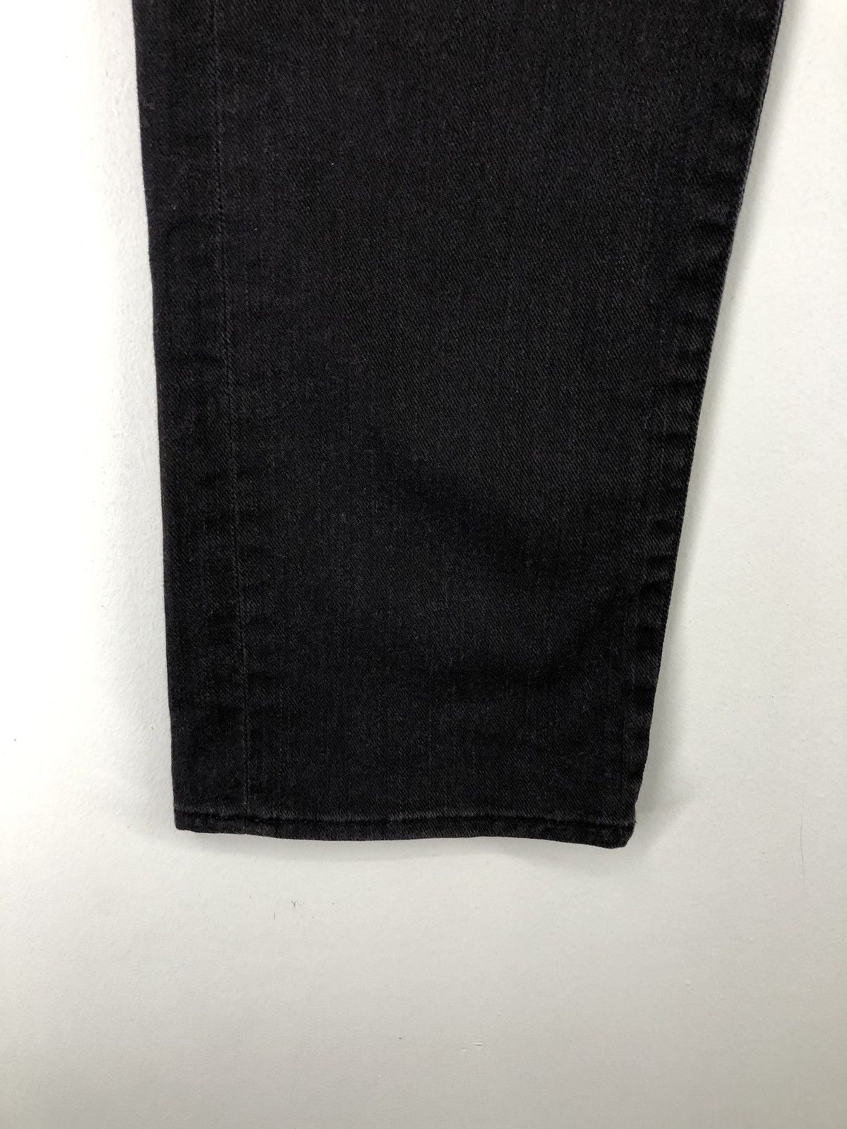 Japanese Brand Japanese Brand Root Three Distressed Black Jeans Size US 31 - 12 Thumbnail