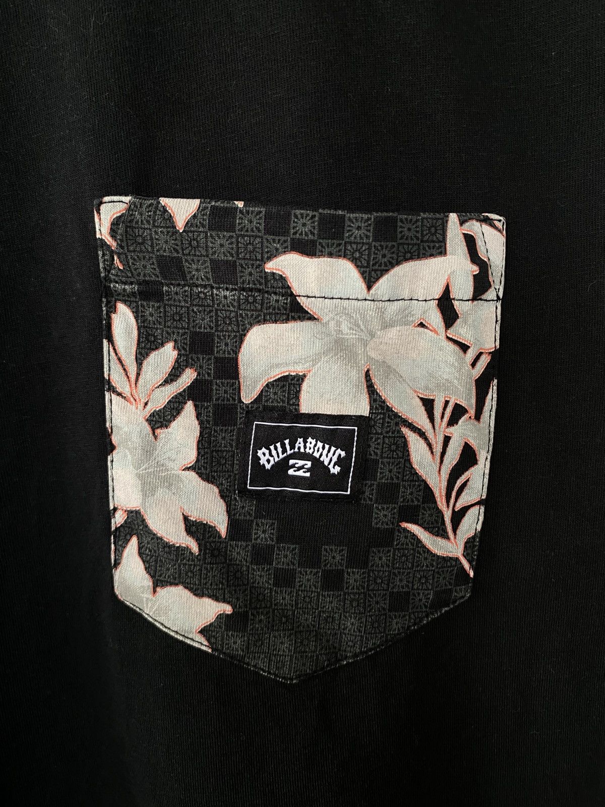 Billabong Billabong Floral Pocket Tshirt Size US M / EU 48-50 / 2 - 3 Thumbnail