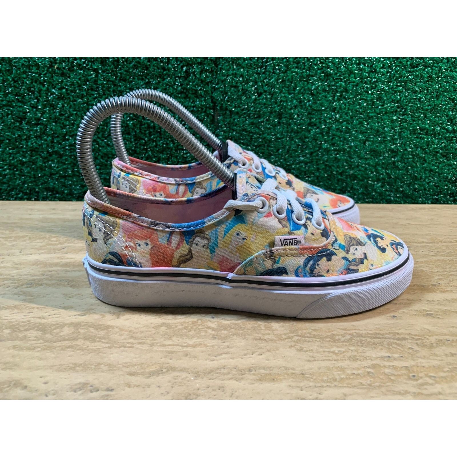 Vans Vans Off The Wall Disney Princess Sneaker Shoes Women Size 5 Size US 5 / IT 35 - 6 Thumbnail