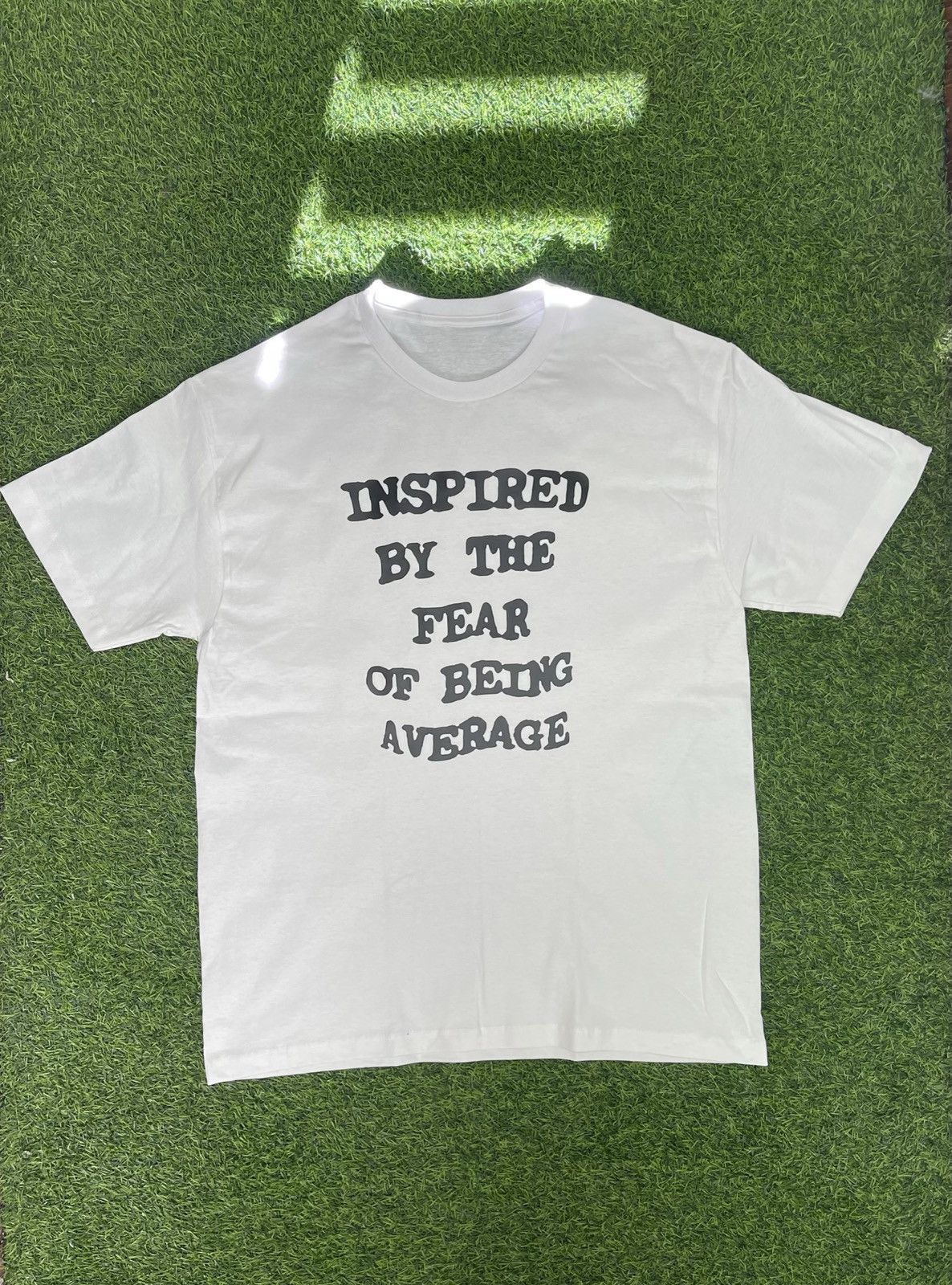 Vintage FEAR OF BEING AVERAGE TSHIRT Size US XL / EU 56 / 4 - 1 Preview