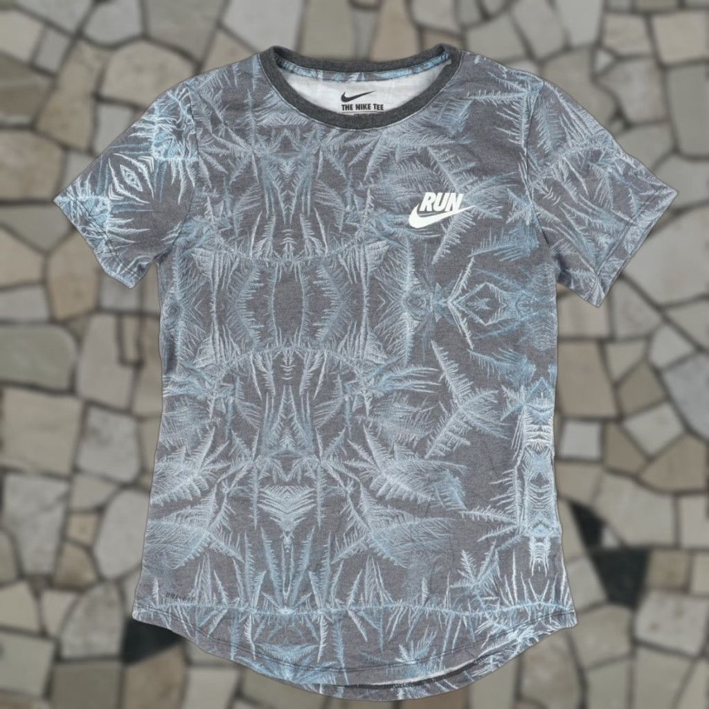 Nike Nike Run Evergreen Leaf All Over Print T-Shirt Women's M Size M / US 6-8 / IT 42-44 - 1 Thumbnail