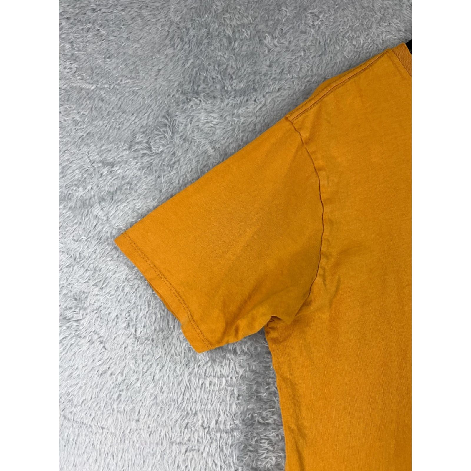 Patagonia Patagonia Shirt Men Adult Medium Orange Cotton P-6 Mission Organic Logo T-Shirt Jersey Read All Seasons Breatherble Crew Neck Short Sleeve Vintage No Size US M / EU 48-50 / 2 - 3 Thumbnail