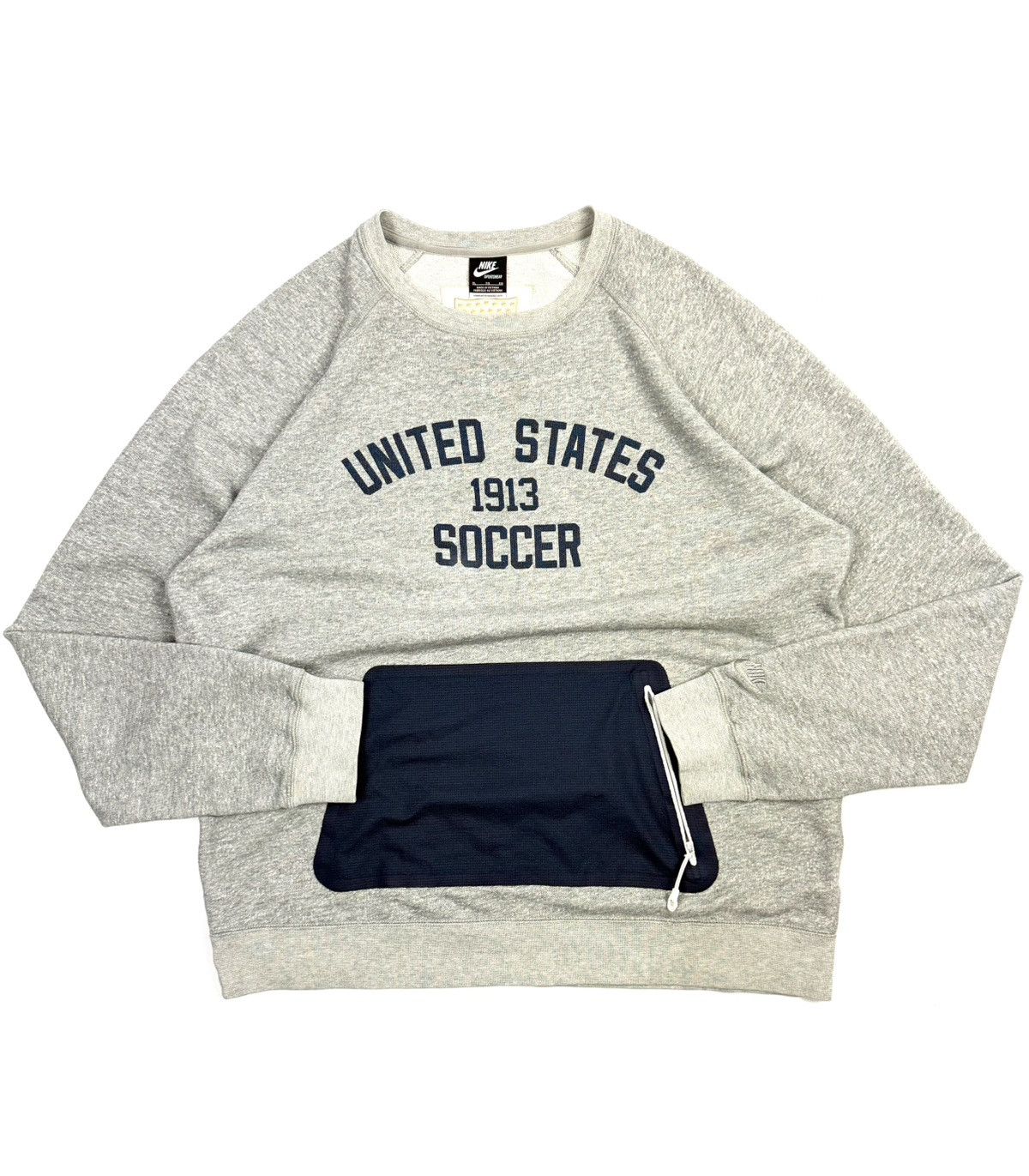 Nike RARE NIKE United States Soccer Sweatshirt Vintage Streerwear Size US XL / EU 56 / 4 - 2 Thumbnail