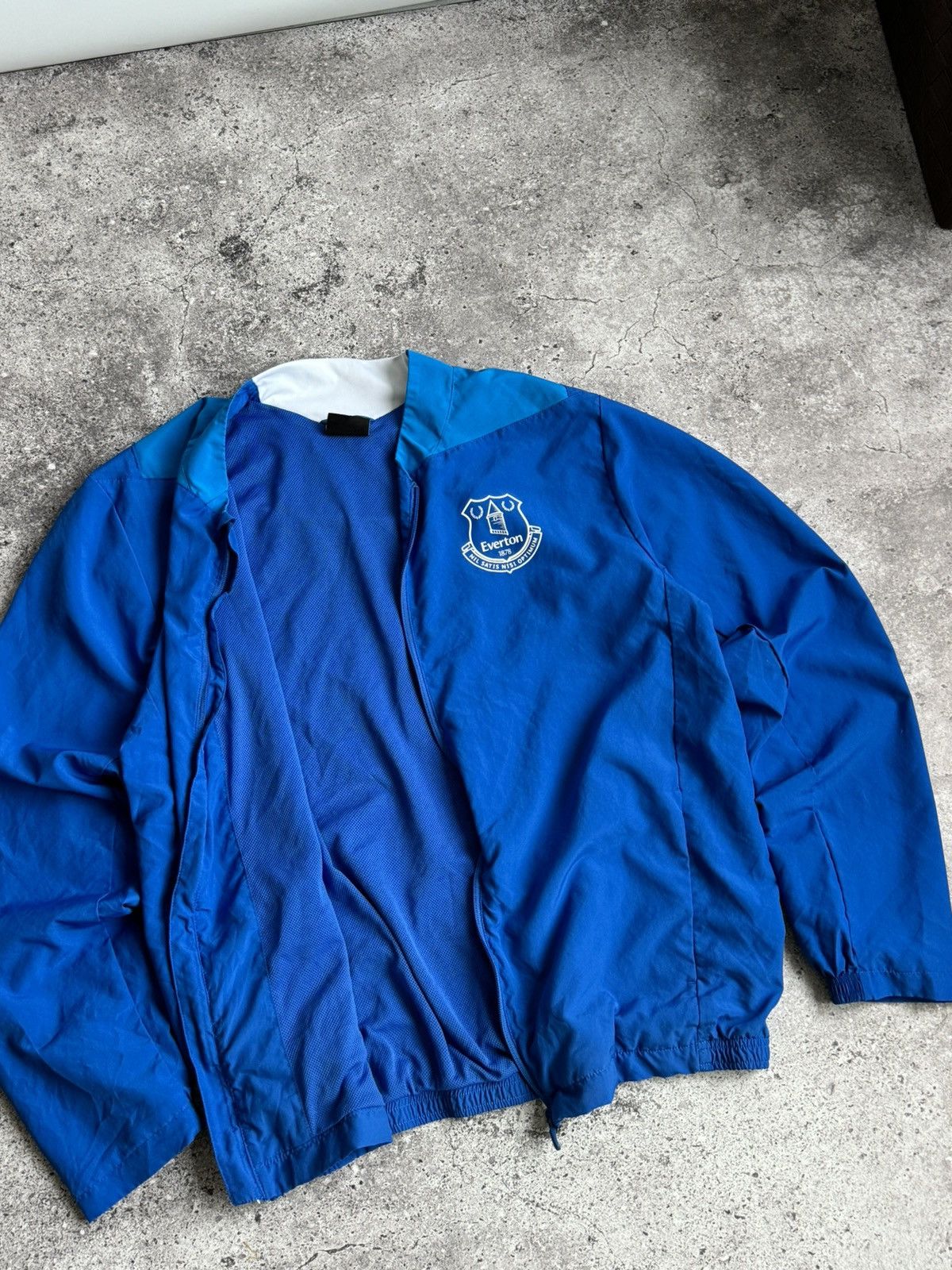 Umbro × Vintage Vintage Umbro Everton nylon jacket Size US XL / EU 56 / 4 - 6 Thumbnail