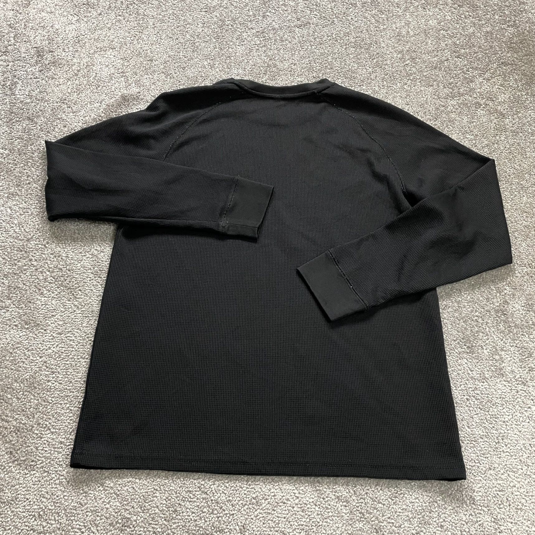 Vintage Unbranded Long Sleeve Crew Neck T-Shirt Men’s Medium Black Knit Activewear Size US M / EU 48-50 / 2 - 2 Thumbnail