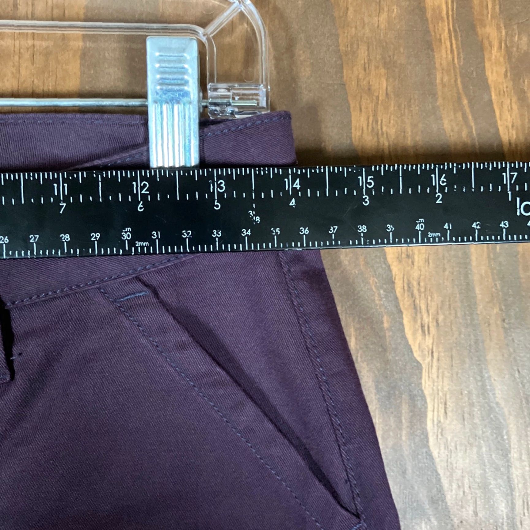 Vintage CAbi The Carpenter Cargo Utility Pants Women 2 Plum Ankle Mid Rise Cotton Spandex Lyocell Solid Size 26" / US 2 / IT 38 - 6 Thumbnail