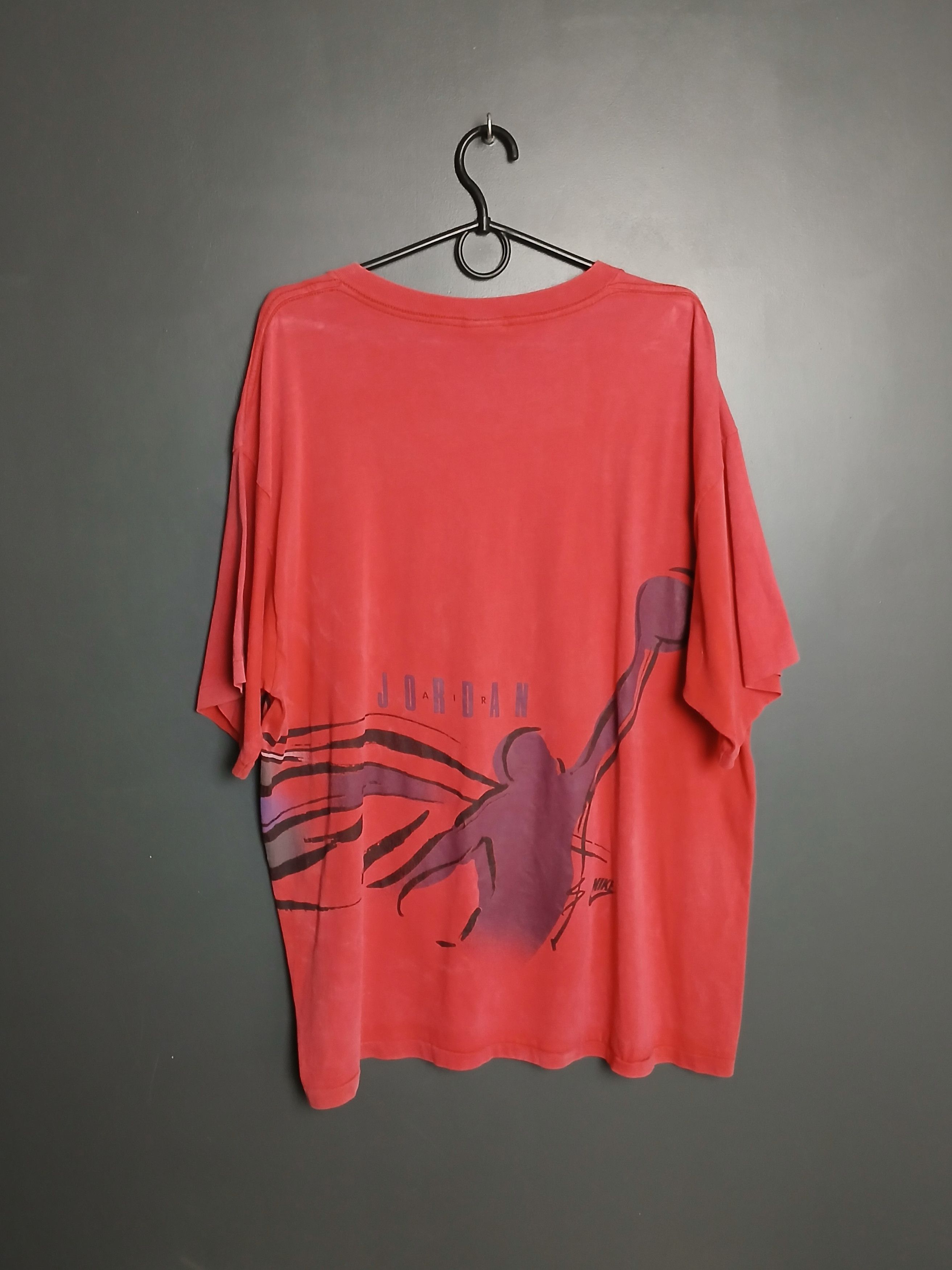 Jordan Brand × Nike × Vintage Vintage Nike AIR Jordan T-Shirt Size US XL / EU 56 / 4 - 1 Thumbnail