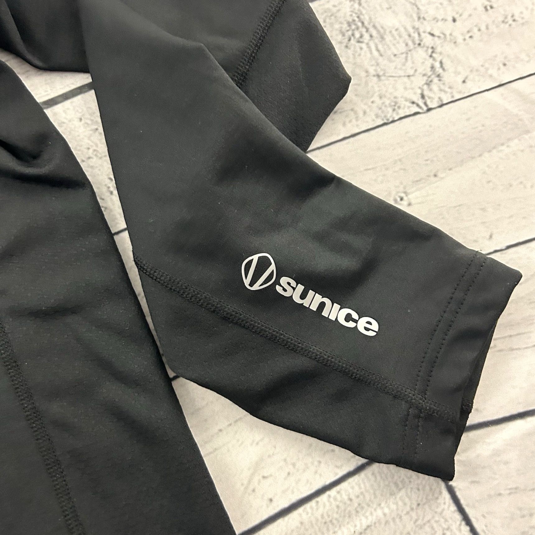 Vintage Sunice Jacket Mens L Black 1/4 Zip Pullover Activewear Golf Shirt Size US L / EU 52-54 / 3 - 3 Thumbnail