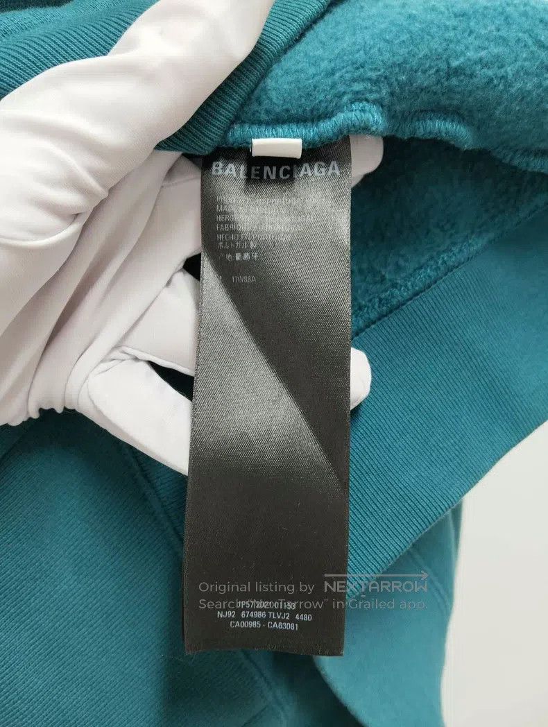 Balenciaga Balenciaga Hooded pullover sweatshirt L size Size US L / EU 52-54 / 3 - 7 Thumbnail