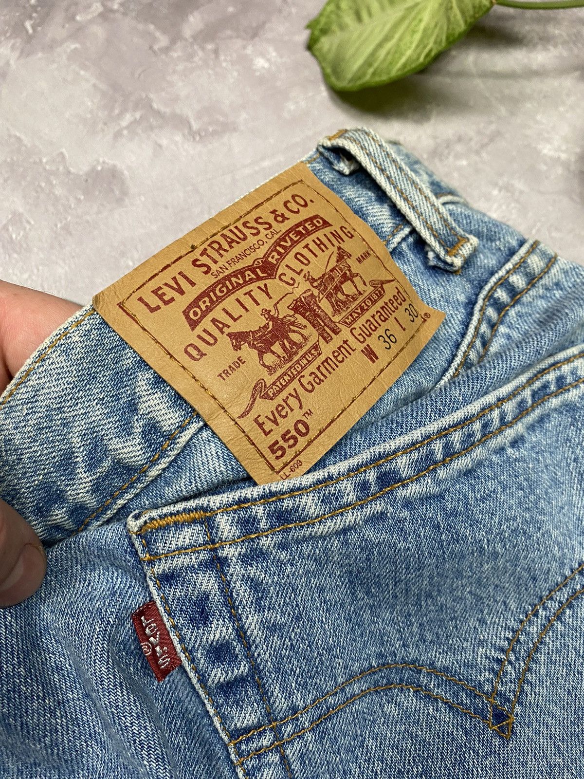 Jean × Levi's × Vintage Vintage Levis 550 1999 Jeans Baggy Wash Denim Blue Size US 36 / EU 52 - 10 Thumbnail