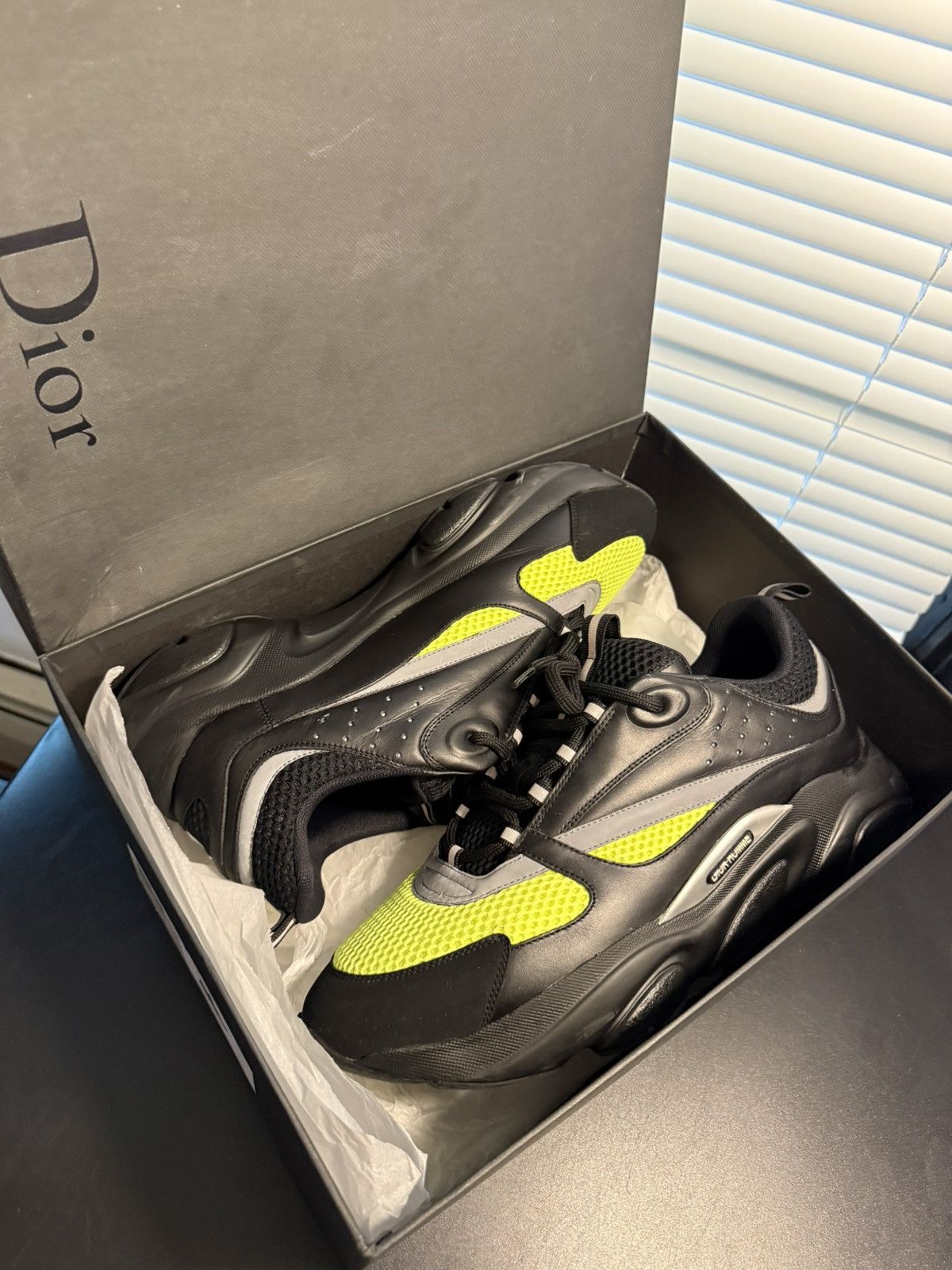 Dior Dior B22 Black Yellow Volt Size 11 US / 44 EU Size US 11 / EU 44 - 22 Thumbnail