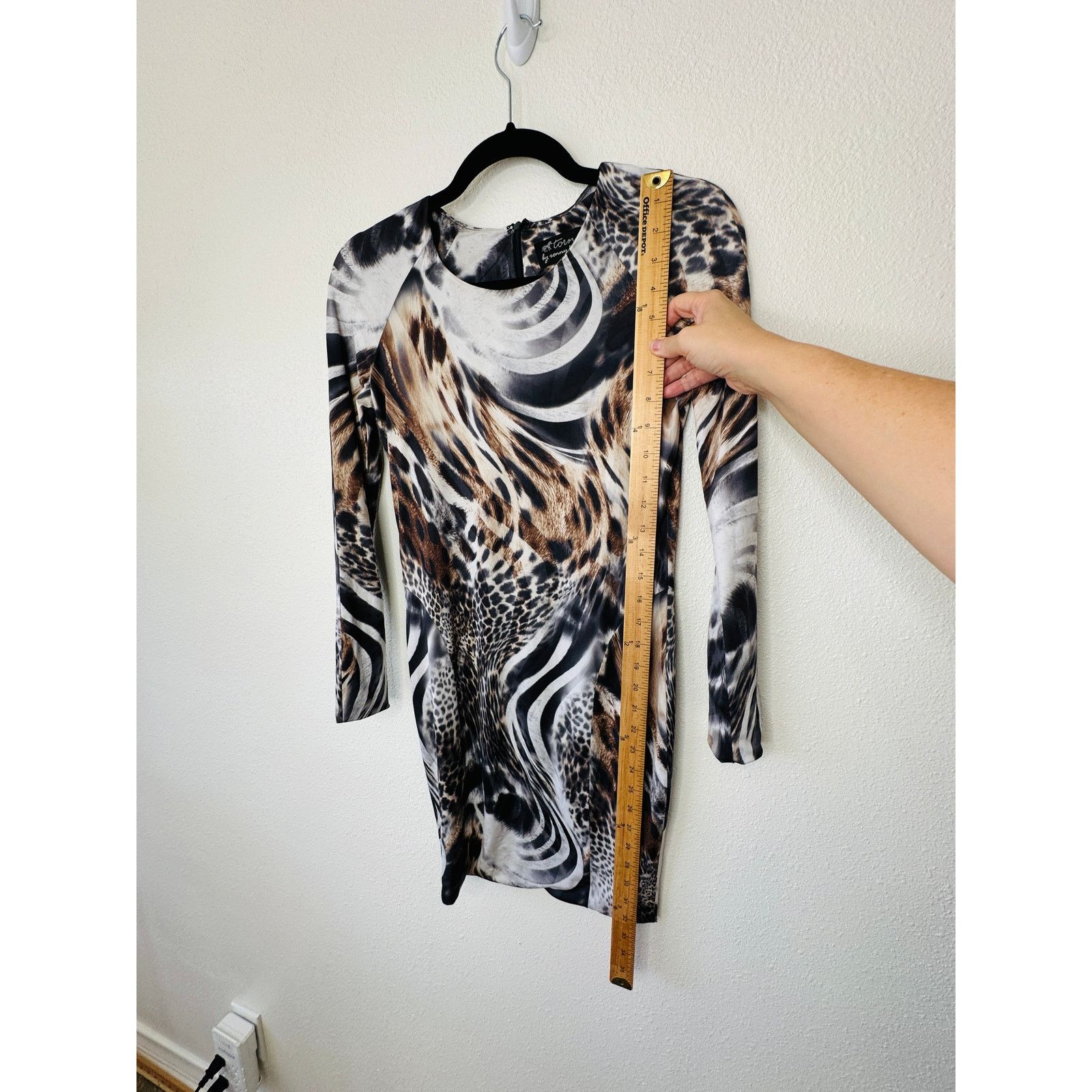Torn by Ronny Kobo Black Multi Animal Print Bodycon Dress S -  www.toquedesaborminas.com.br