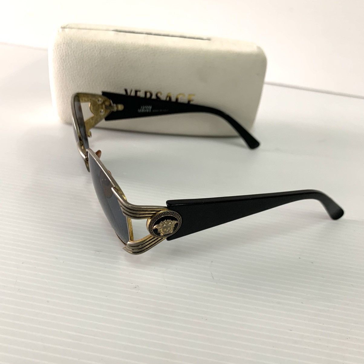 Versace Gianni Versace Vintage Sunglasses Size ONE SIZE - 10 Thumbnail