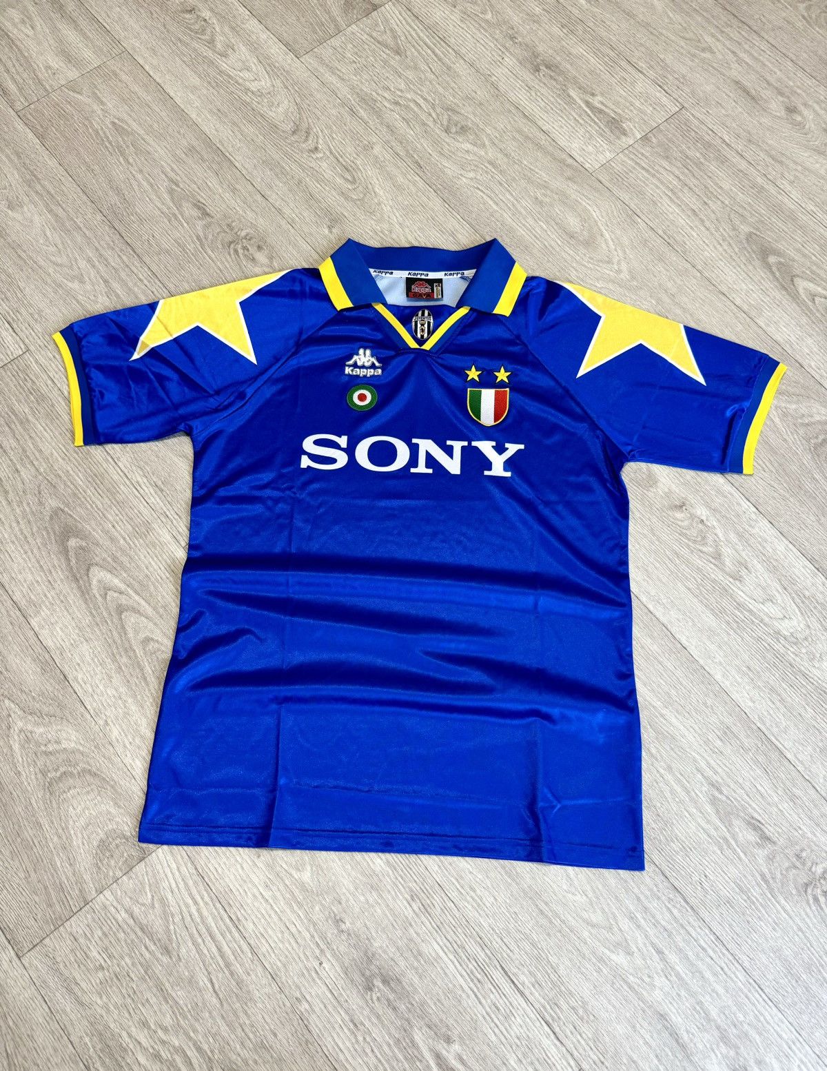 Image of Vintage Kappa Juventus 1995/96 Soccer Jersey in Blue, Men's (Size XL)