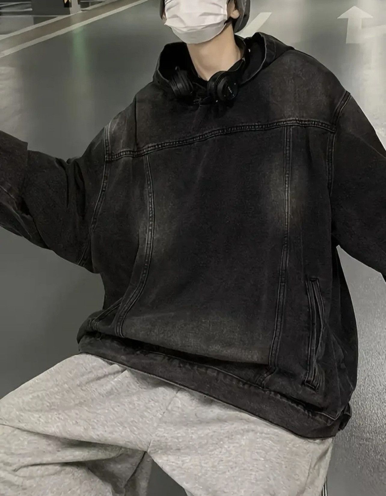 Japanese Brand × Vintage Y2K Oversized Hood Distressed Denim Pockets Hoodie Size US XXL / EU 58 / 5 - 2 Thumbnail