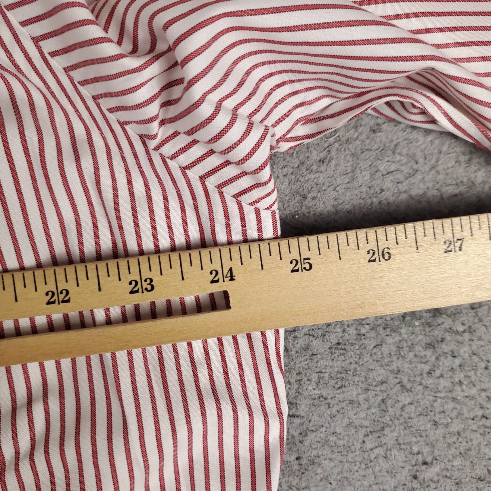 Brooks Brothers Vintage Brooks Brothers Men’s Dress Shirt 15.5 Red Striped Long Sleeve Button Up Business Casual Size 40R - 6 Thumbnail