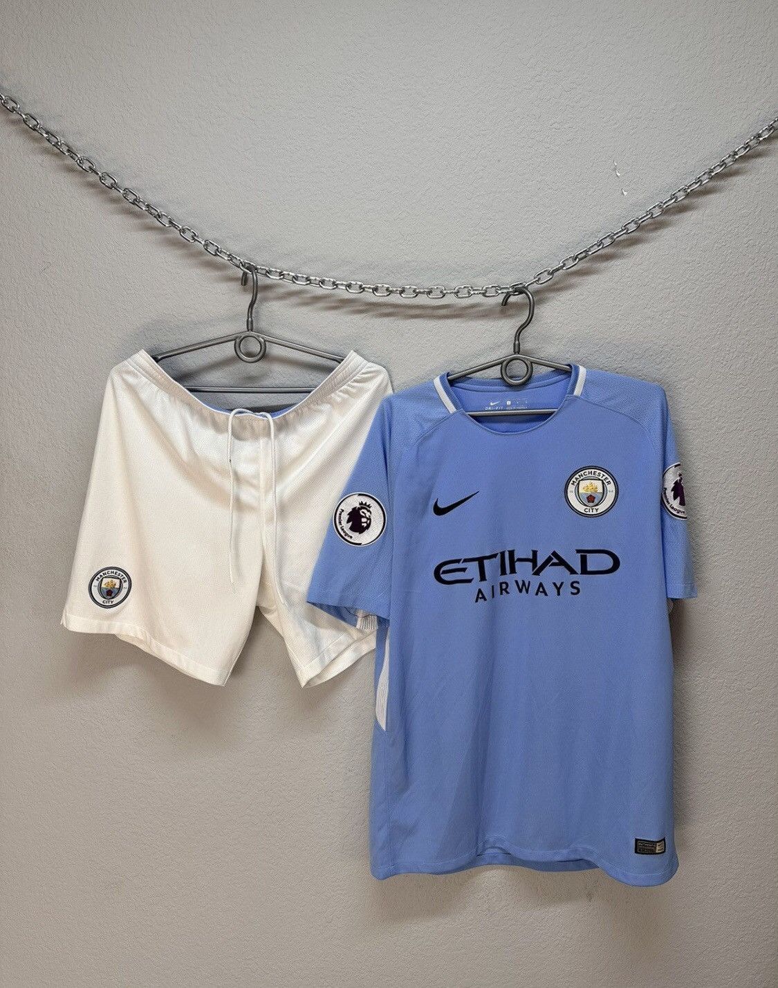 Vintage Nike Vintage Manchester City Sterling 2017 Suits Blockcore Size US L / EU 52-54 / 3 - 2 Thumbnail