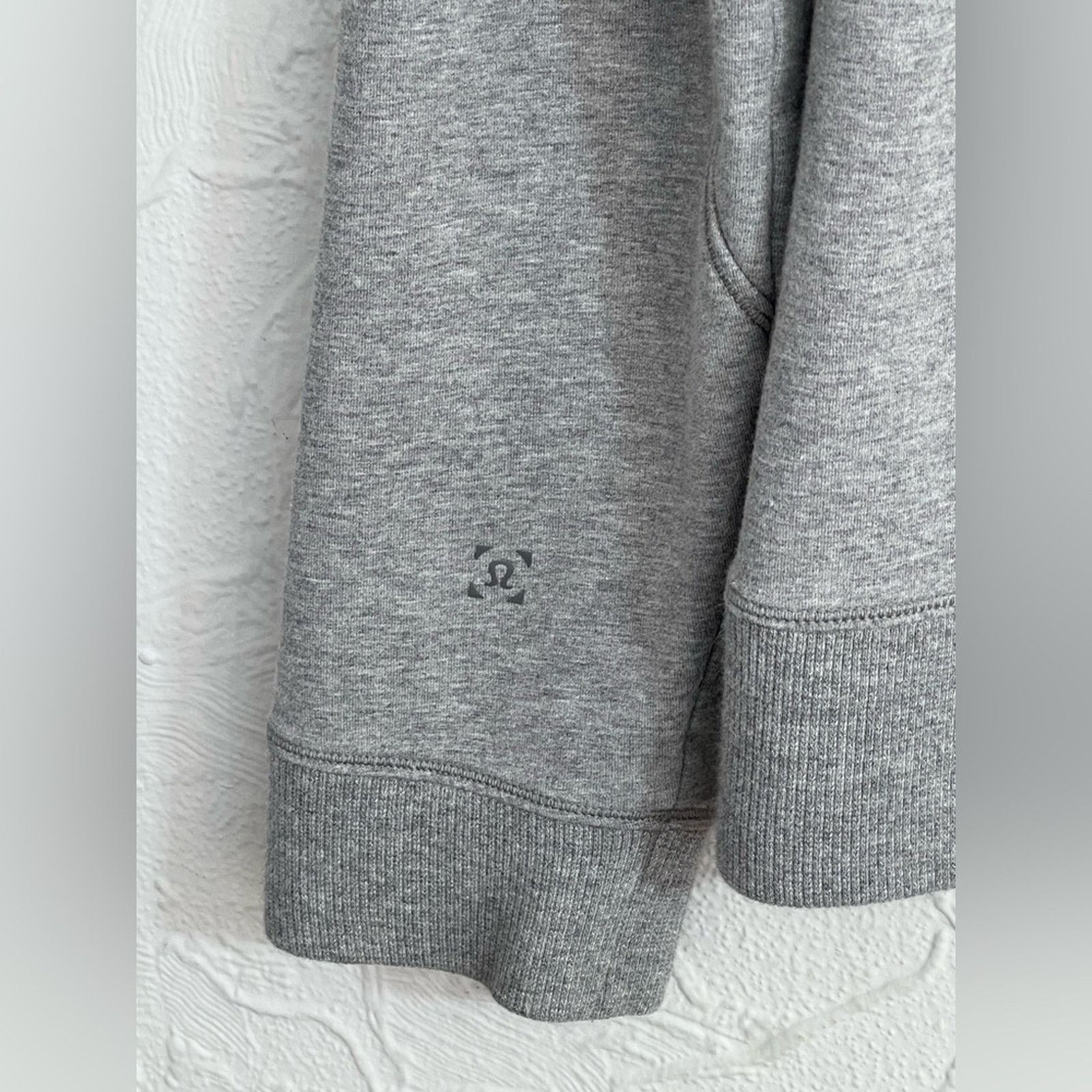 Lululemon Lululemon Mens Cross Cut Hoodie Sz S Full Zip Stretch EUC Size US S / EU 44-46 / 1 - 5 Thumbnail