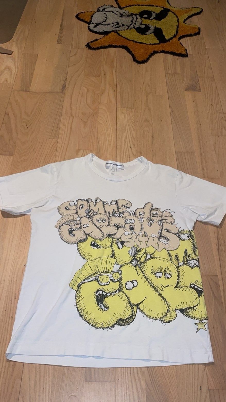 Comme des Garcons comme des garcons kaws tshirt Size US S / EU 44-46 / 1 - 1 Thumbnail