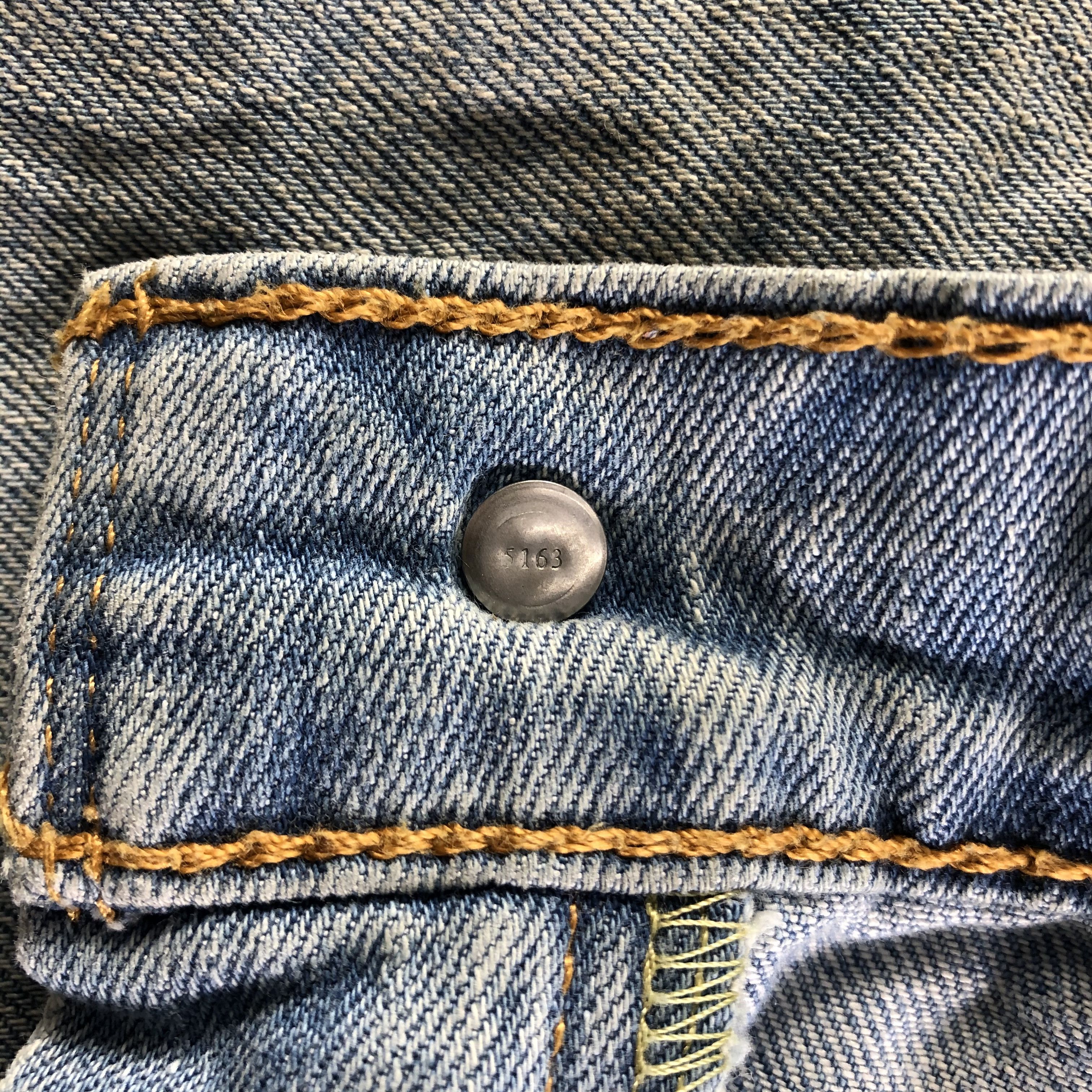 Levi's Vintage Light Wash Levis 513 Jeans-J4280 Size US 35 - 8 Thumbnail