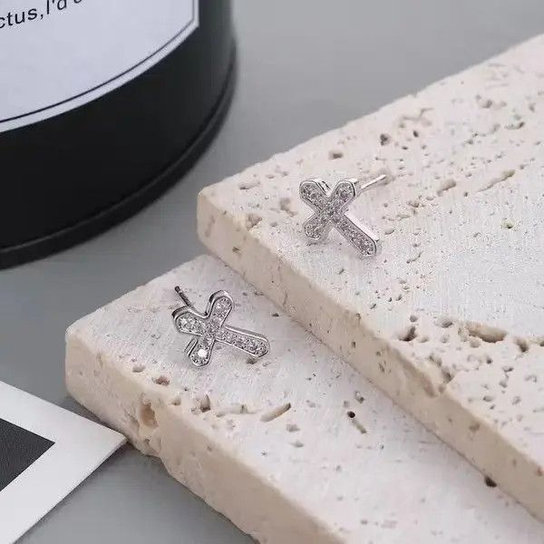 Jewelry 925 Silver Plated Cross Stud Earrings for Men Women Size ONE SIZE - 7 Thumbnail