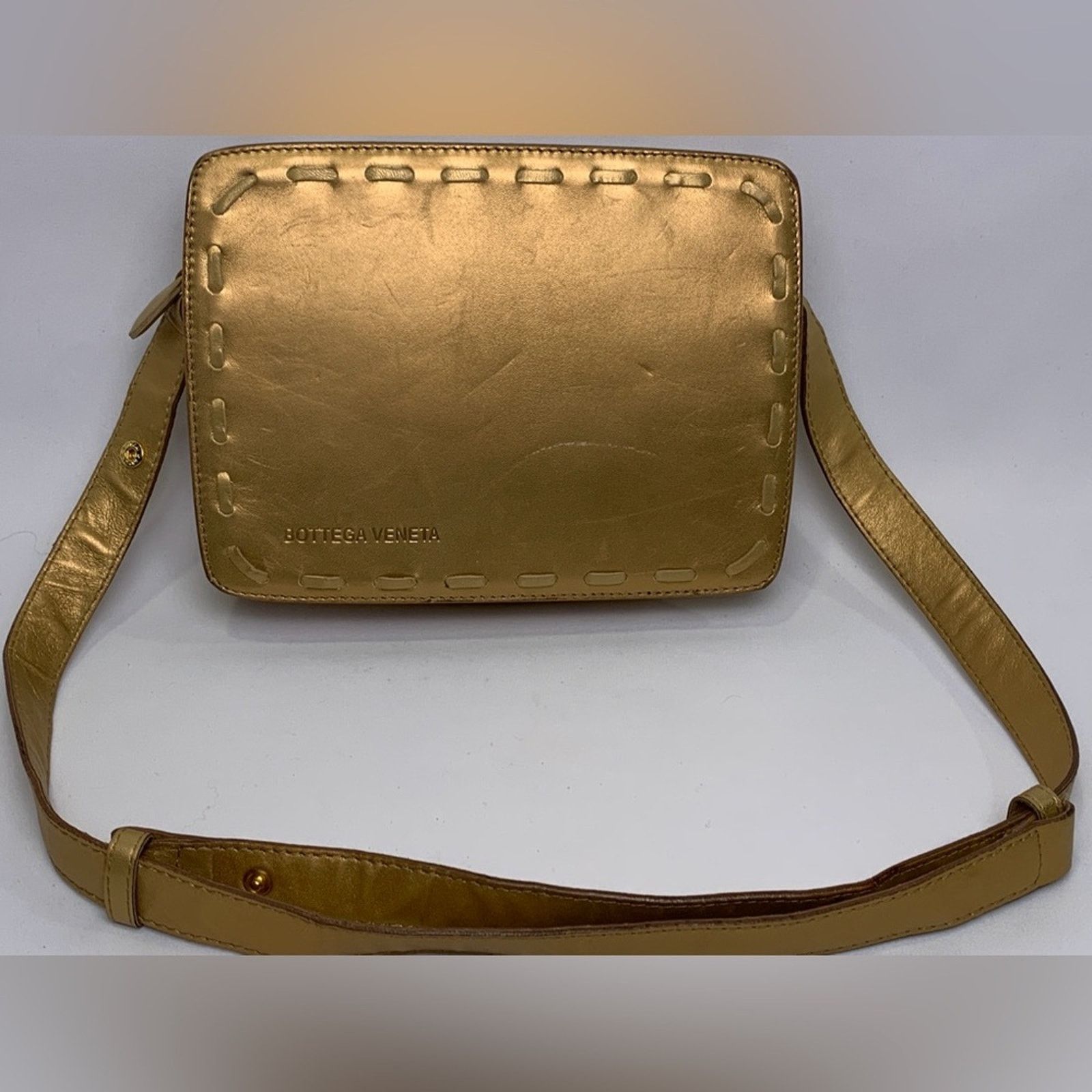 Bottega Veneta Rare Unique Bottega Veneta Gold Crossbody Bag Size ONE SIZE - 3 Thumbnail