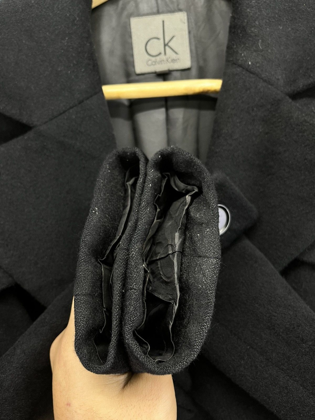Calvin Klein Vintage Calvin Klein Black Wool Coats Jacket Size M / US 6-8 / IT 42-44 - 12 Thumbnail