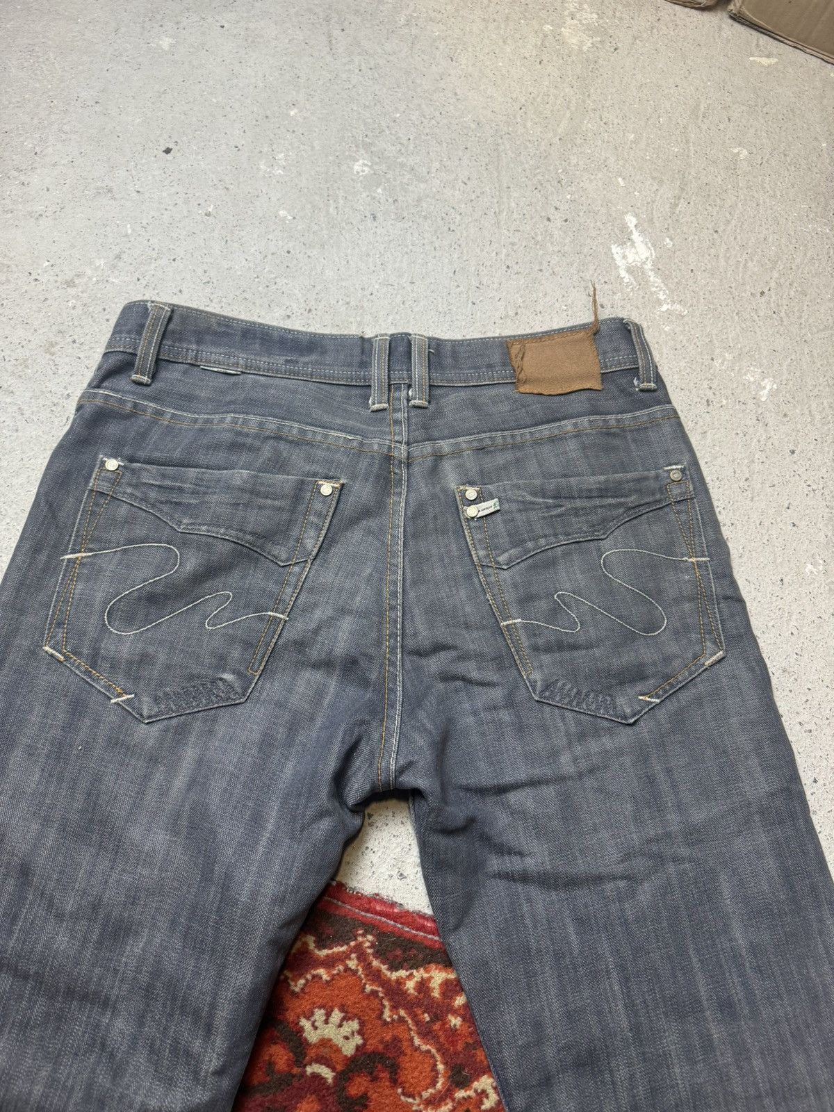 Japanese Brand × Vintage Vintage Y2K Boss Antique Embroidered Logo Baggy Denim Pants Size US 33 - 11 Thumbnail