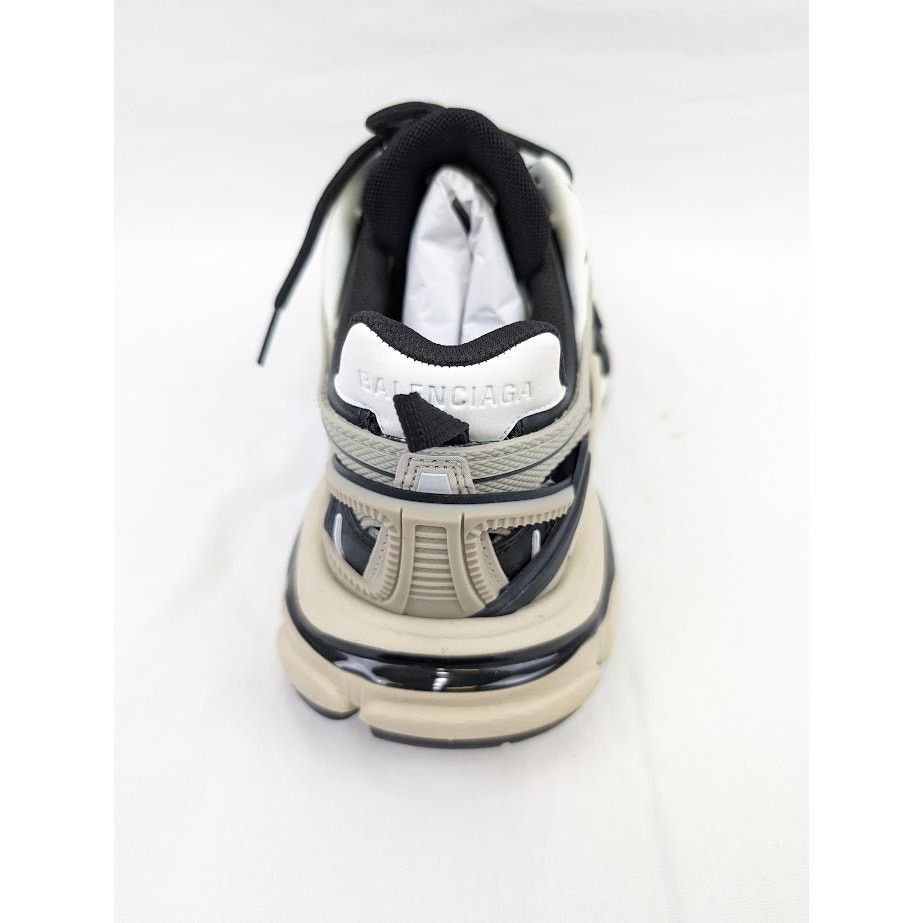 Balenciaga o1rshd1 Rubber Track.2 Open Low-Top Sneakers in Beige/Black Size US 7 / EU 40 - 15 Thumbnail