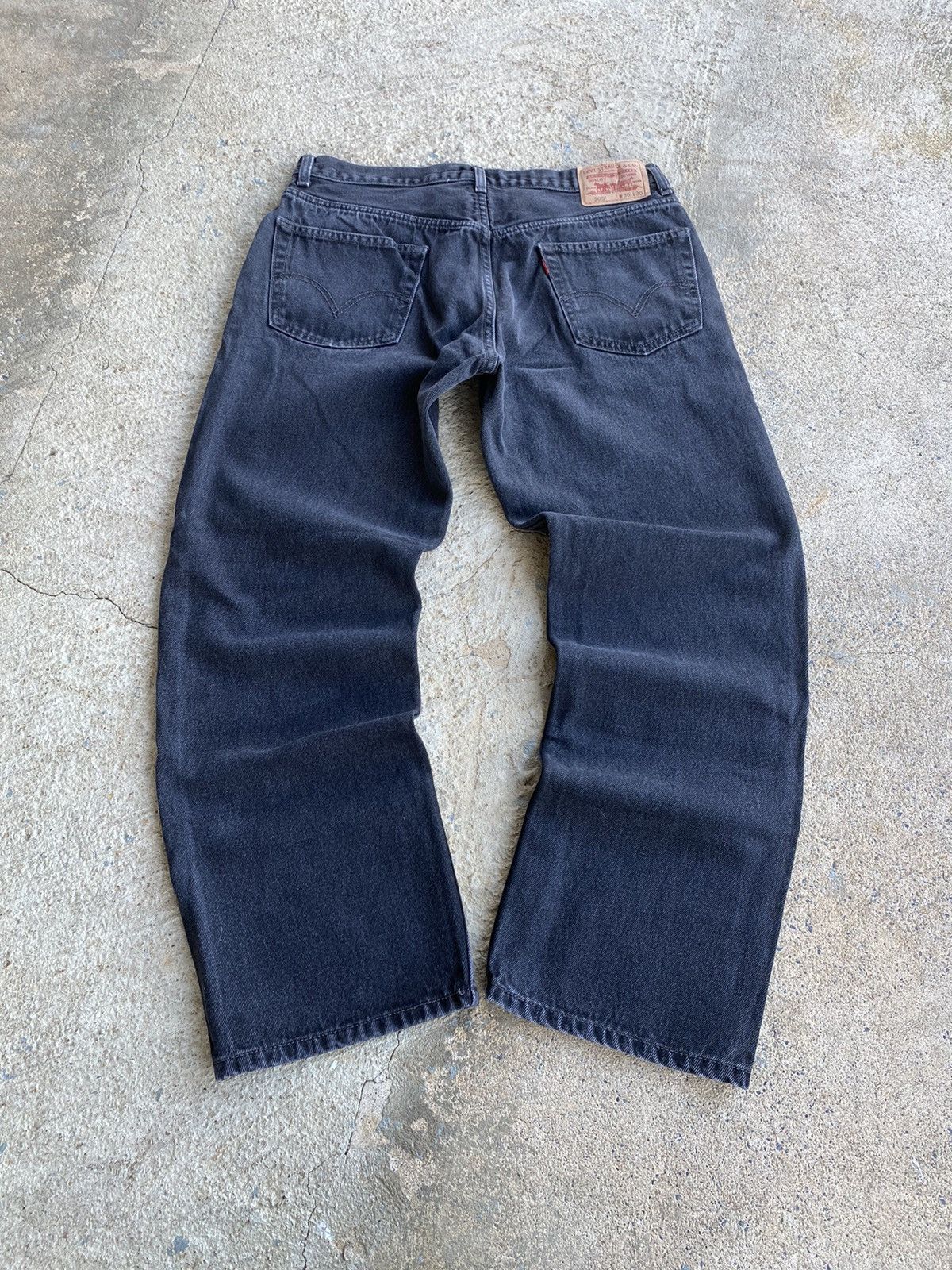 Levi's × Vintage VINTAGE Y2K LEVIS 505 BLACK DENIM REGULAR FIT JEANS Size US 34 / EU 50 - 1 Thumbnail