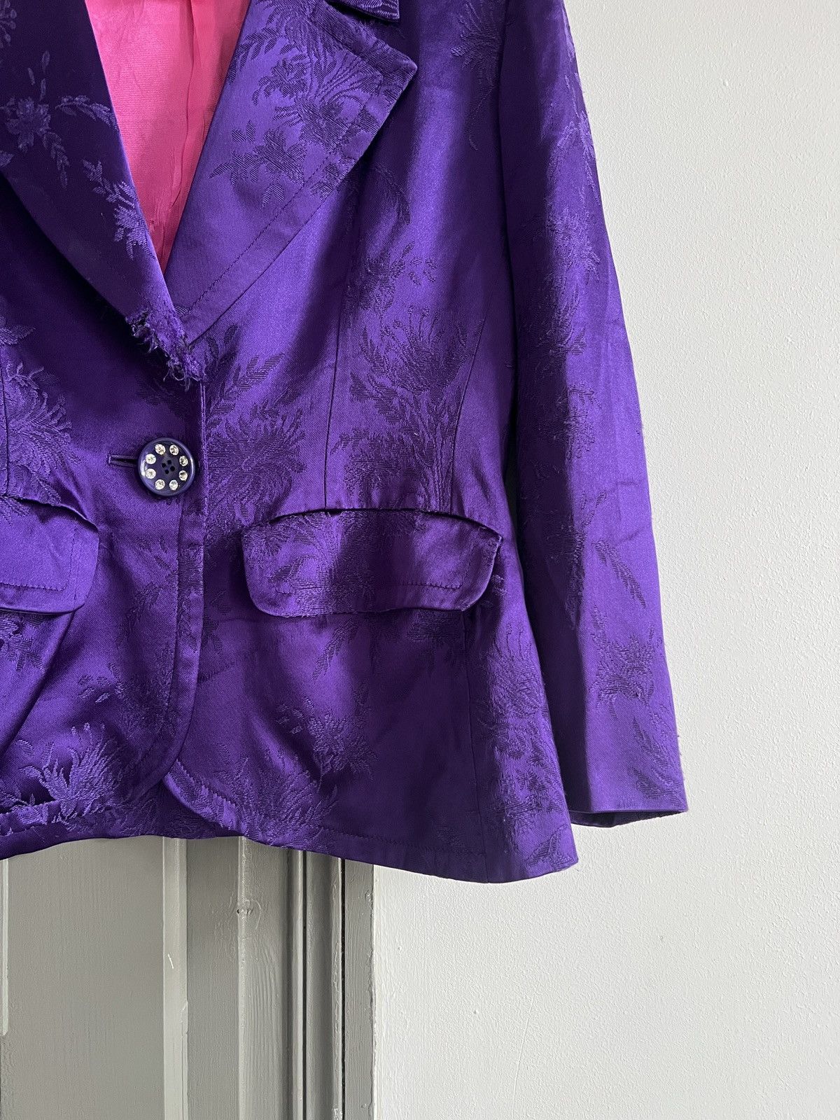 Saint Laurent Paris × Vintage × Yves Saint Laurent Arcived 1988 Yves Saint Laurent Purple Satin Damask Blazer Size M / US 6-8 / IT 42-44 - 9 Thumbnail