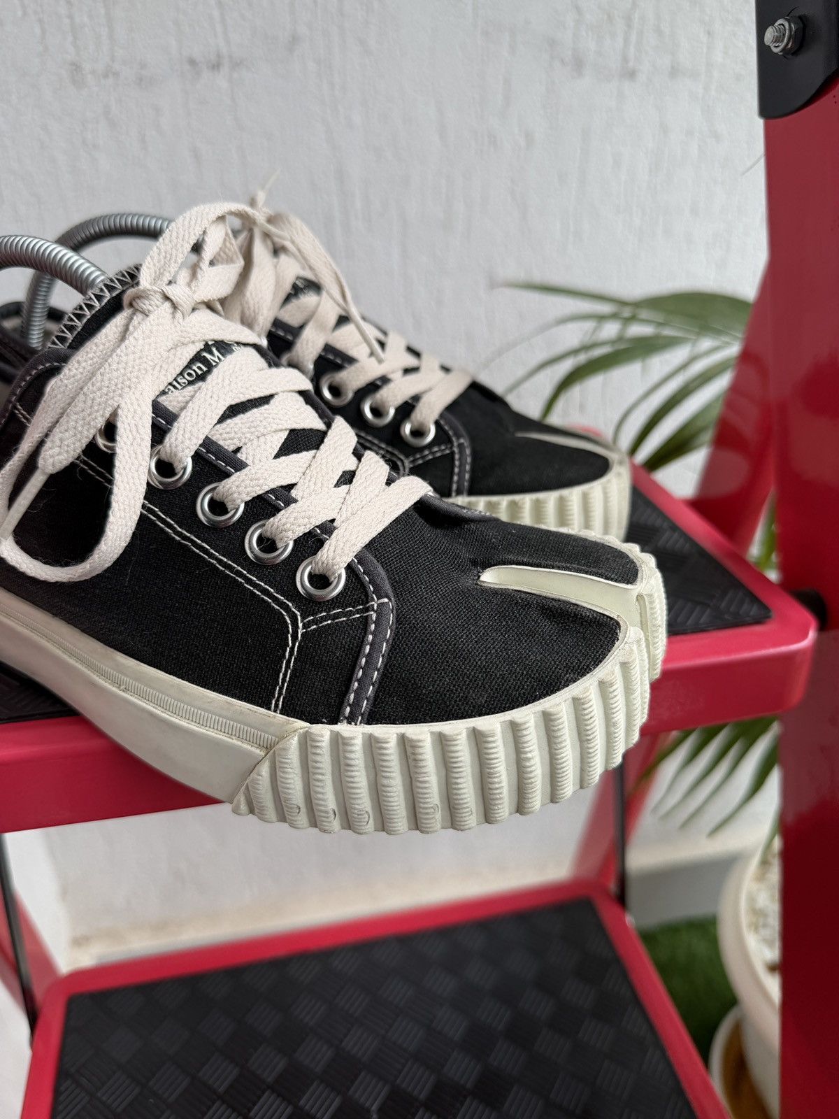 Maison Margiela tabi canvas sneaker Size US 8 / IT 38 - 6 Thumbnail