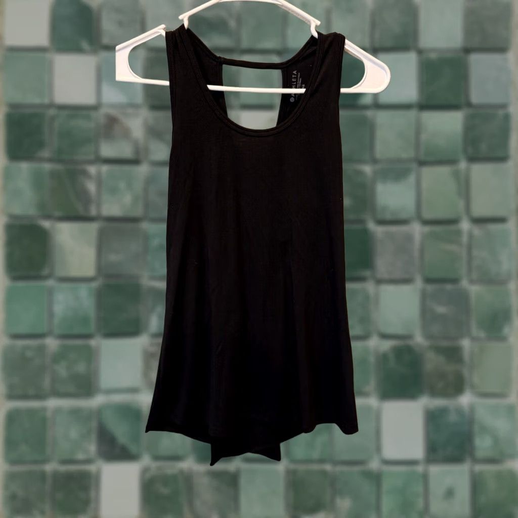 Athleta Athleta Essence Tank Shirt Black Top Size XS Size XS / US 0-2 / IT 36-38 - 1 Thumbnail