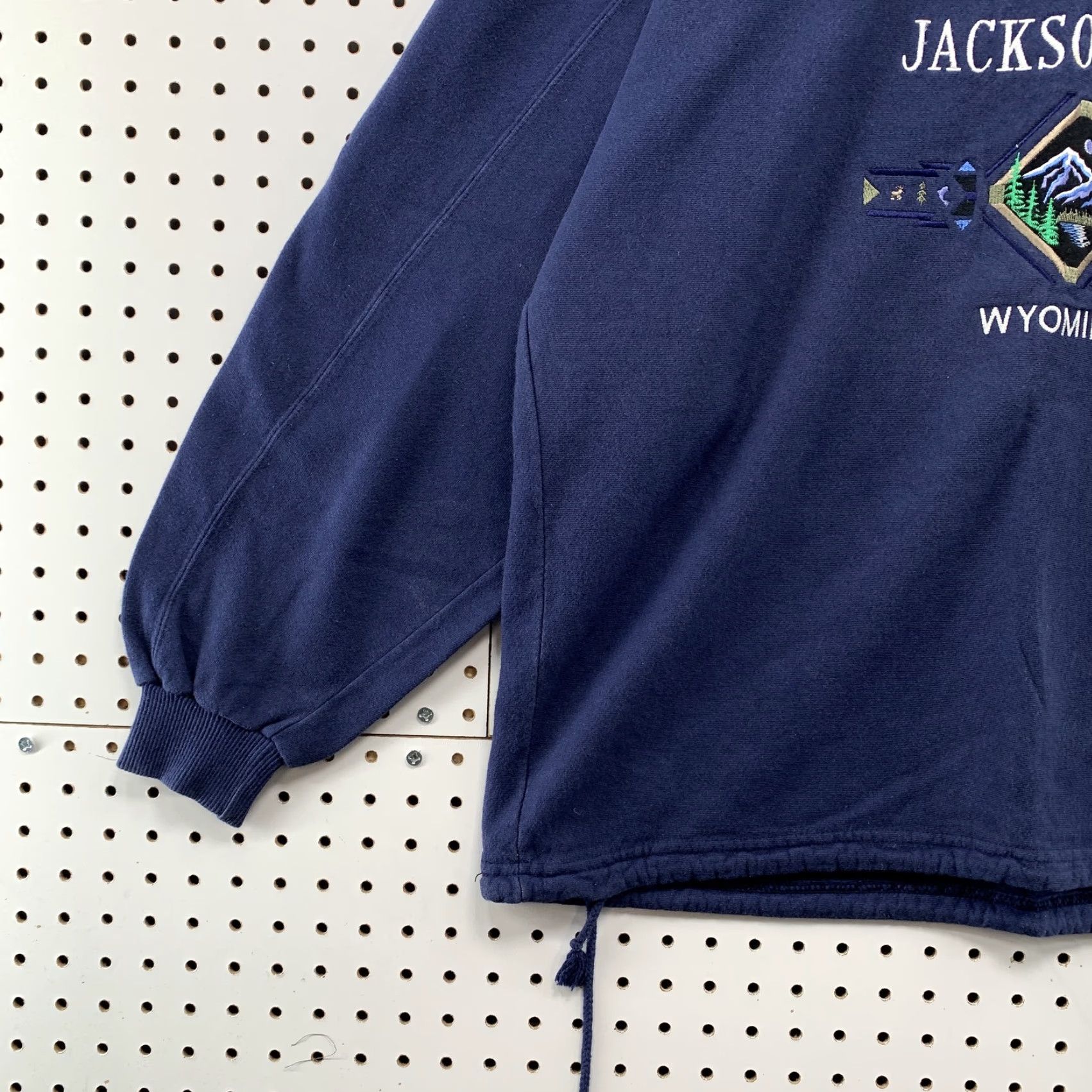 SANSEGAL Sweatshirt Navy Blue Long Sleeve M USA Jackson Hole Wyoming Crew Neck 100% Cotton Mens Sweatshirt 90s? (avoid adding false decade)