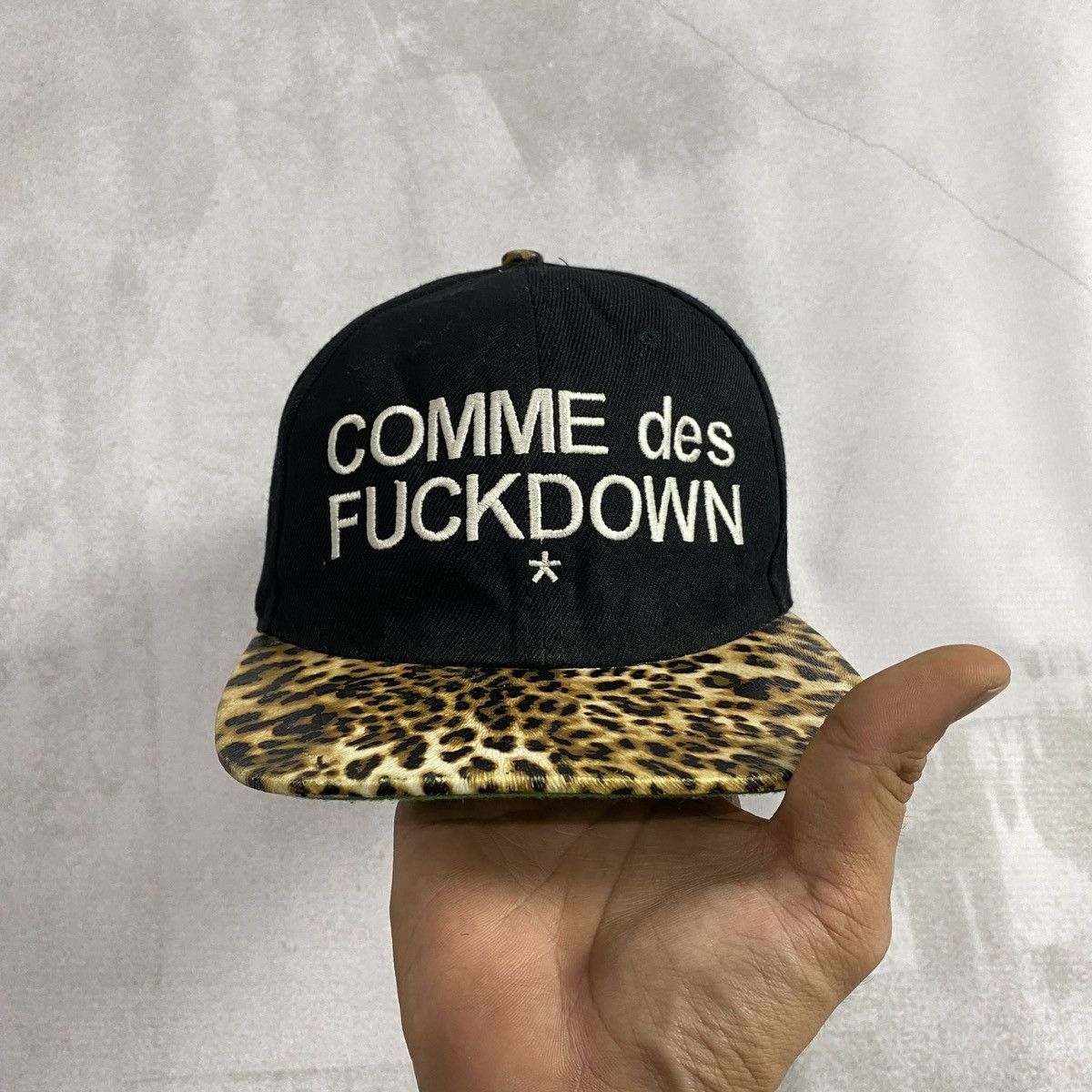 Comme Des Fuck Down Comme Des Fuckdown Leopard Hat Size ONE SIZE - 7 Thumbnail