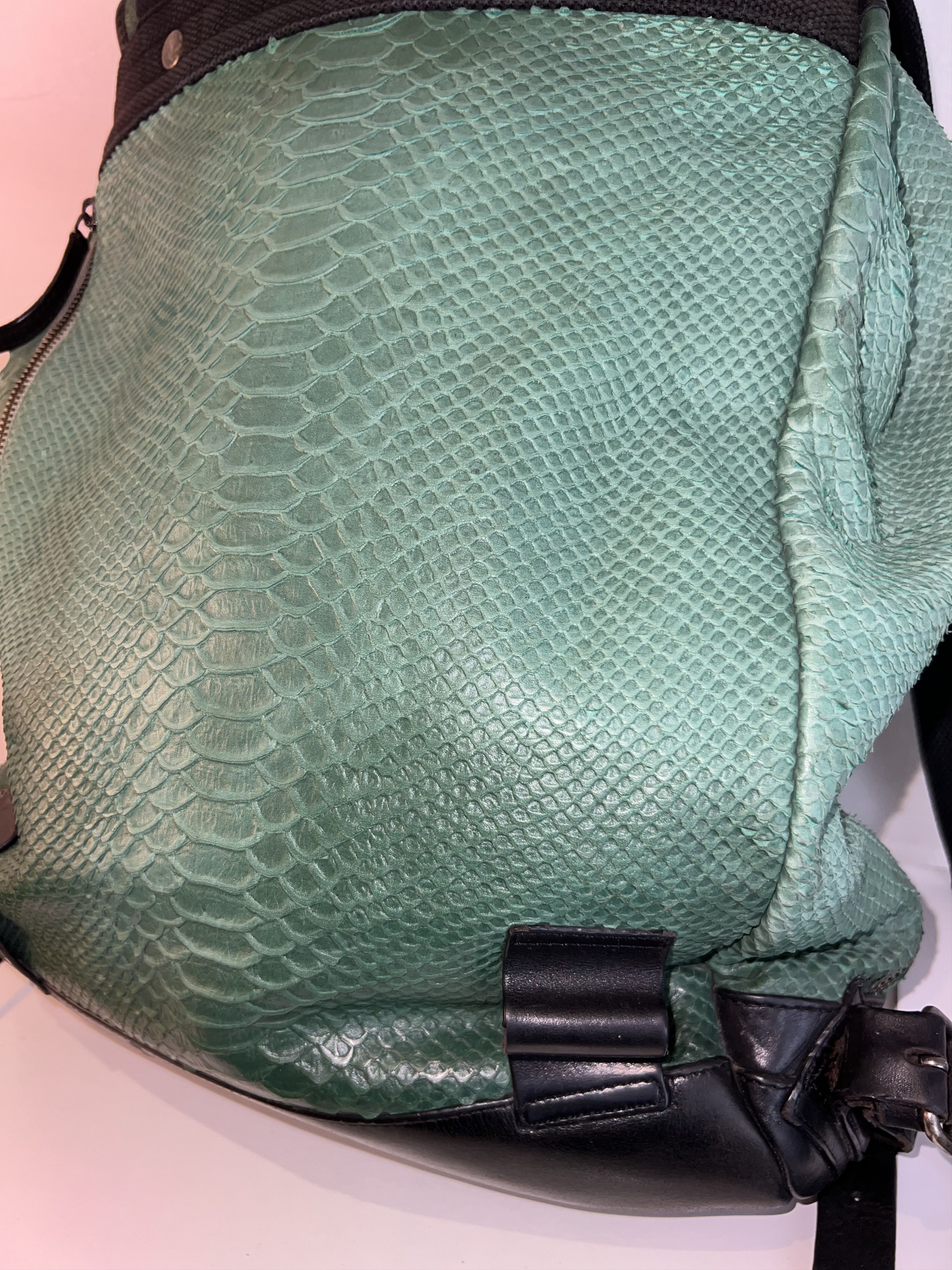 Dries Van Noten Dries Van Noten - Green Leather Payton Embossed XL Backpack Size ONE SIZE - 8 Thumbnail