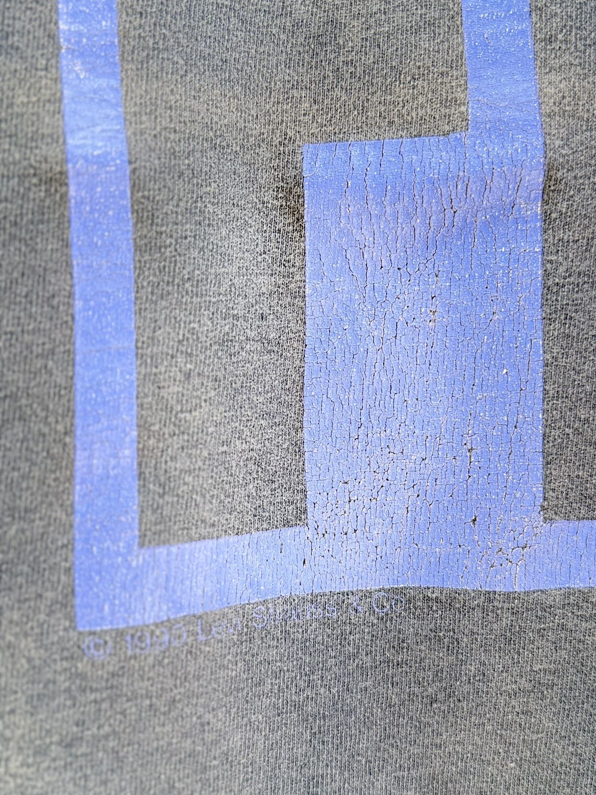 Levi's Vintage Clothing Thrashed Vintage 90s Levis Botton Your Fly Sun Faded Tee Size US M / EU 48-50 / 2 - 3 Thumbnail
