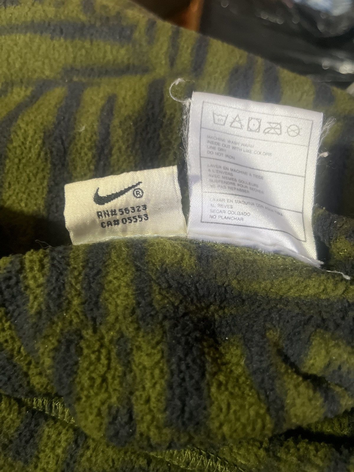 Nike ACG Vintage Nike ACG F.I.T. AOP Tribal Maze Fleece Sweater XL Size US XL / EU 56 / 4 - 6 Thumbnail