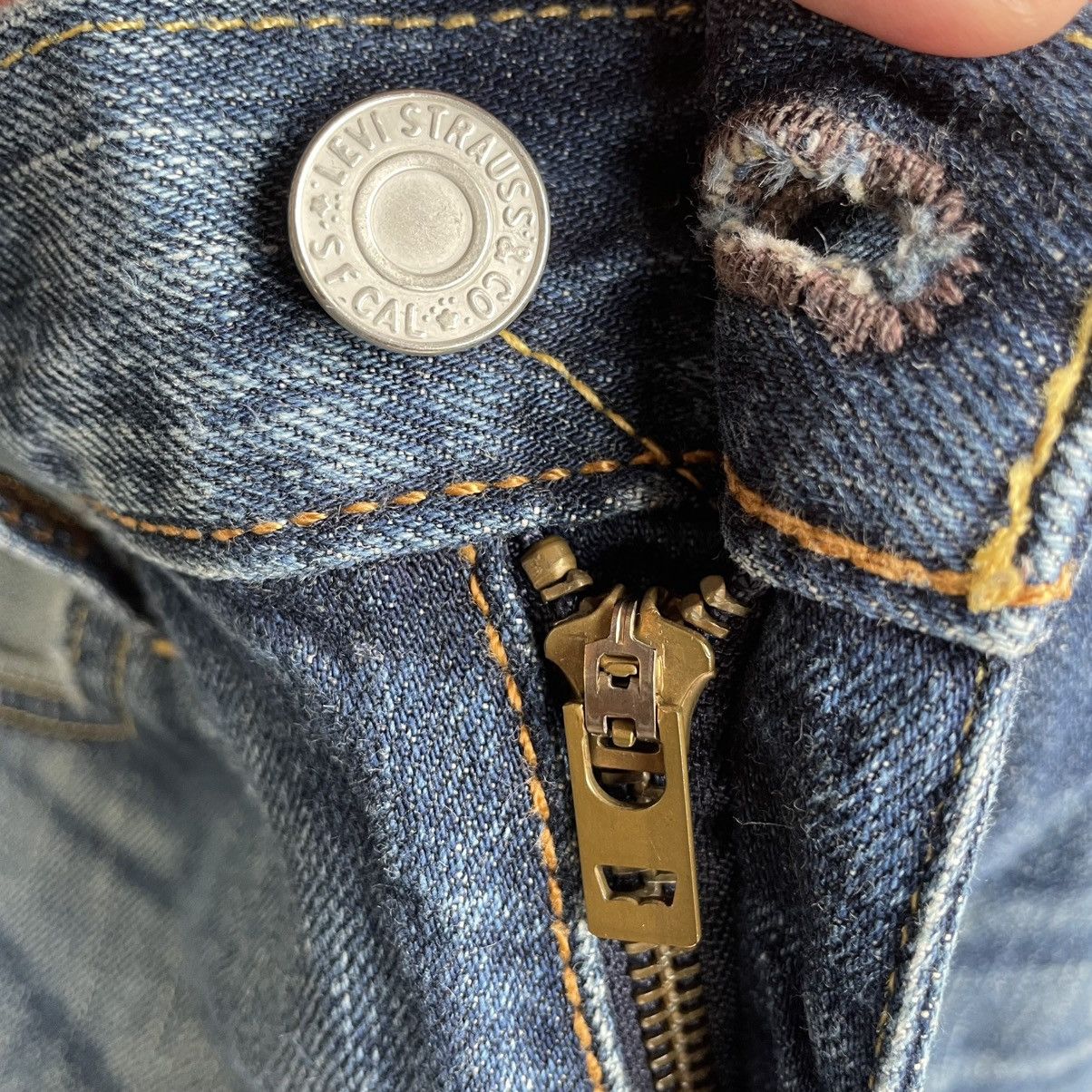 Levi's Vintage Clothing 🔥Vintage Levis 503 Stoned Washed Distress Denim Jeans Size US 31 - 11 Thumbnail